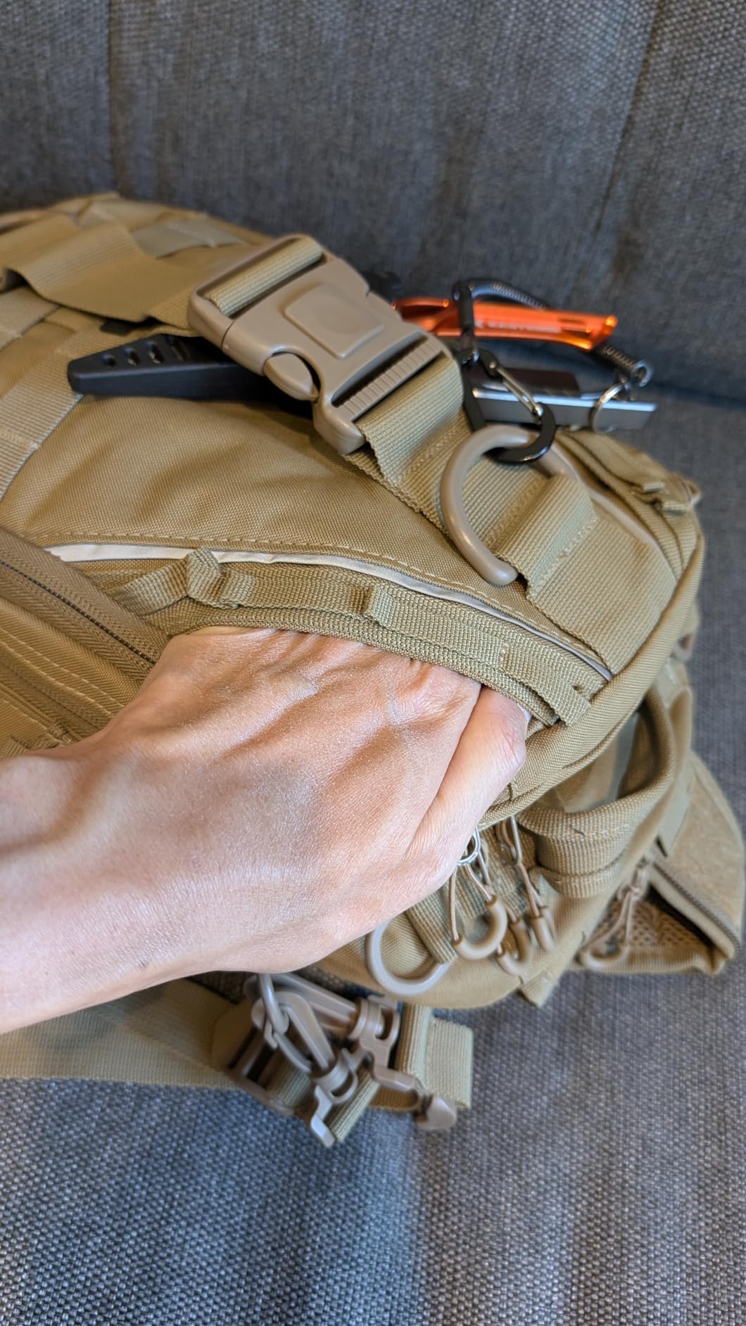 Piscifun Fishing Backpack, Rod Holders, Lightweight Sling Bag, Digital Camo customer photo 2