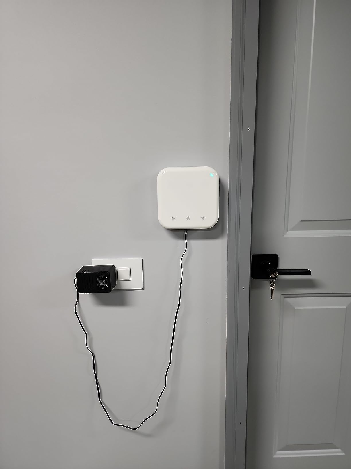 Netro Spark 8 Zone Smart Sprinkler Controller Touch Buttons WiFi App-Based customer photo 1
