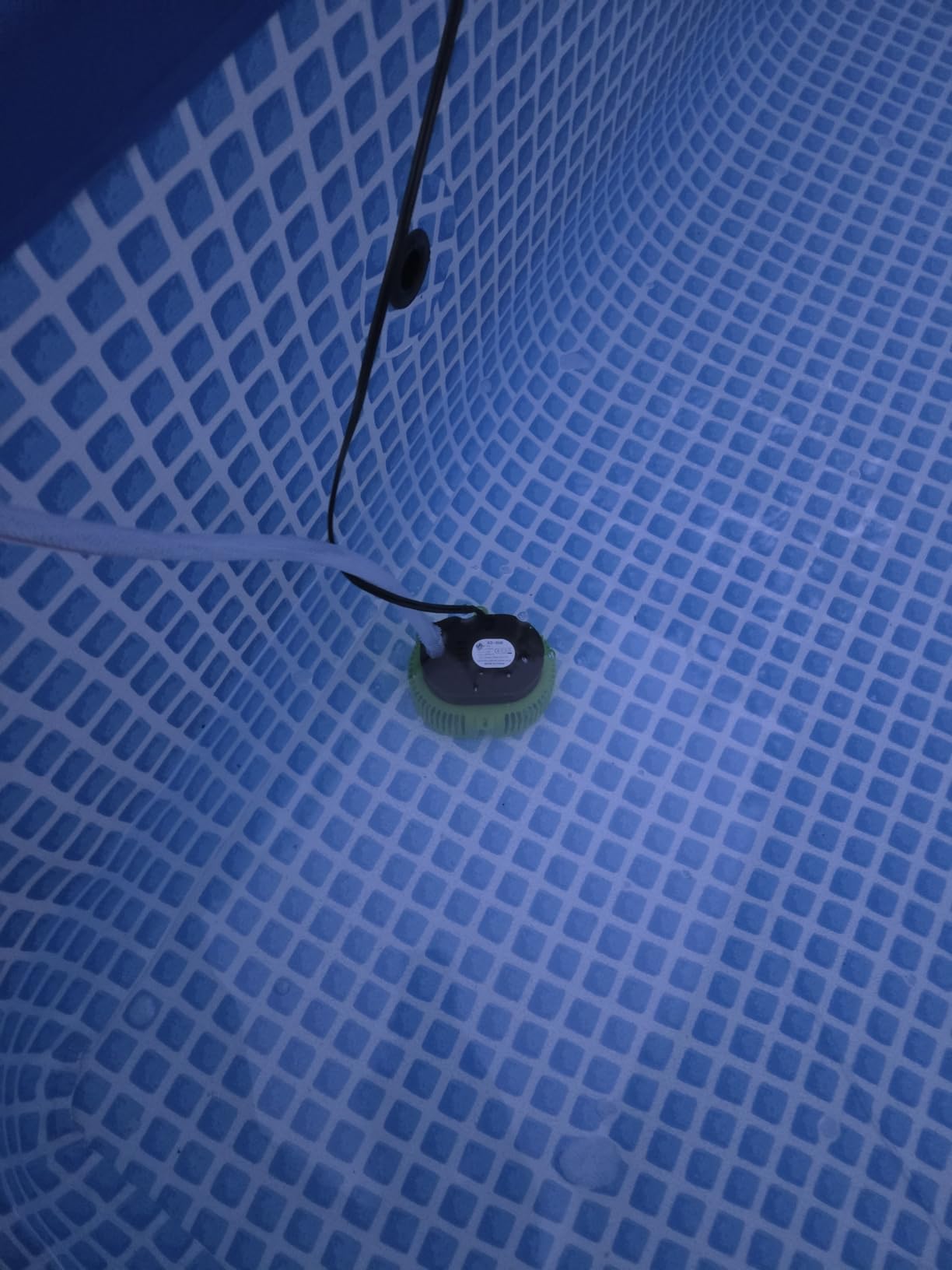 AgiiMan 850GPH Pool Cover Pump, Submersible Sump Pump above Ground customer photo 2