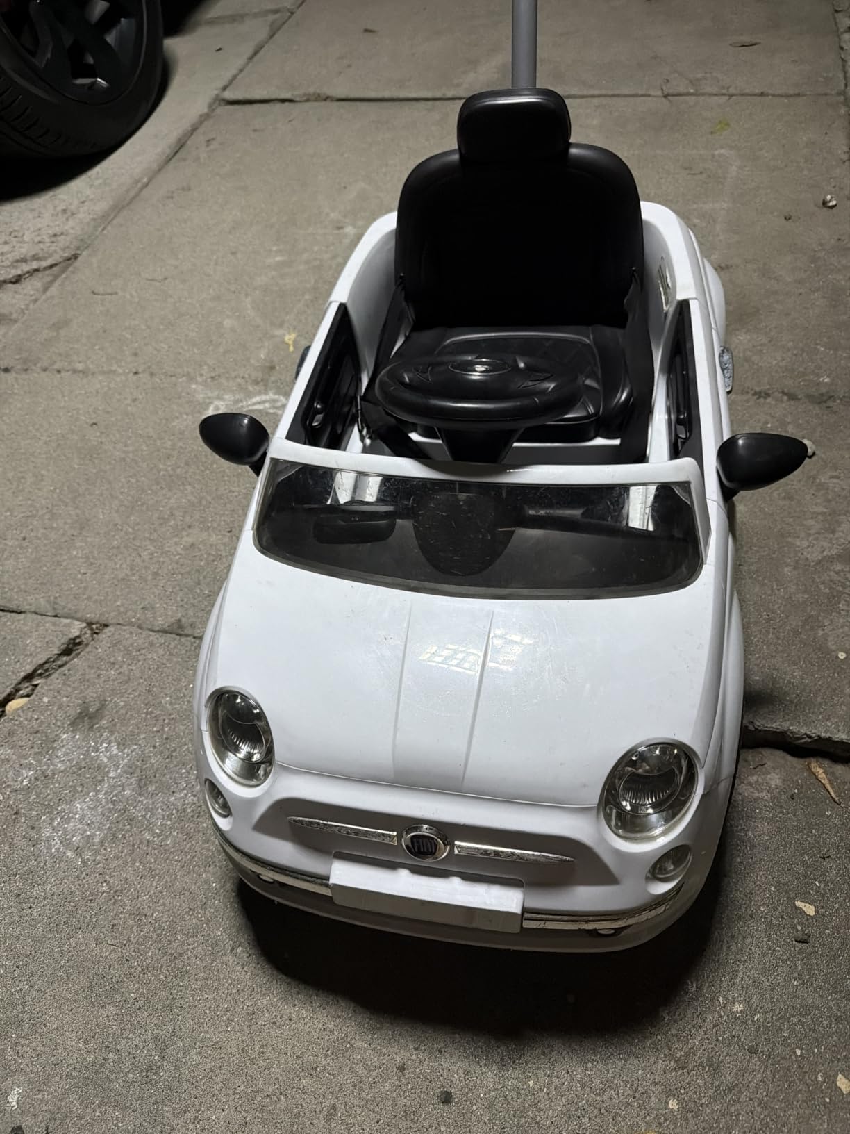 Best Ride On Cars Fiat 500 Push Car, with Stroller, Adjustable Footrest and Handle, Horn, Music, Stable Wheels, For Kids Aged 2-3 Years, 37 x 19 x 12 inches, Large, White customer photo 2