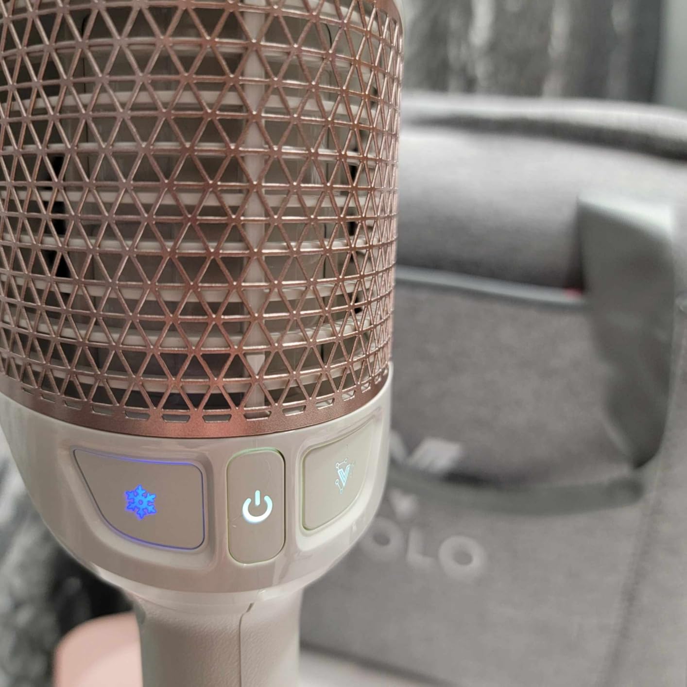 VOLO Go Cordless Hair Dryer - Rechargeable, Infrared Heat, Fast Charging - White customer photo 1