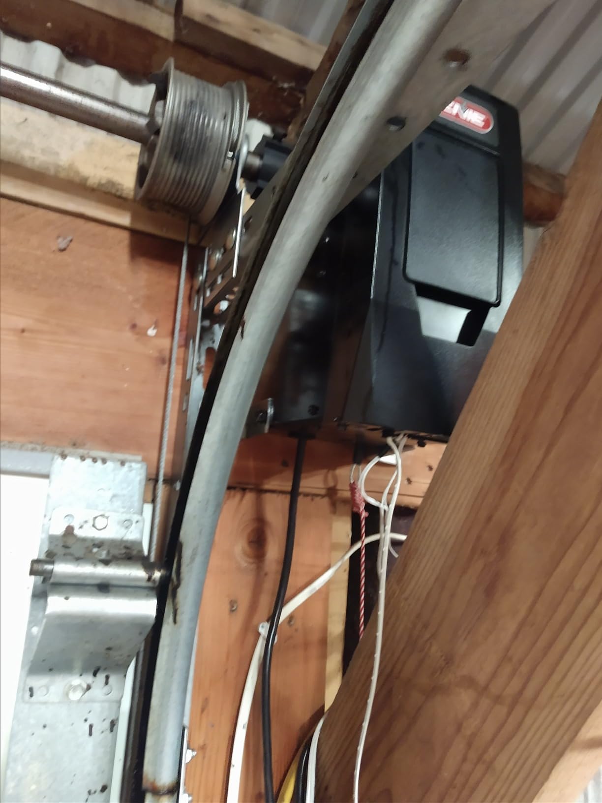 Genie 6072H-B Wall Mount Garage Door Opener with Battery Backup, Wall Mounted & Space Saving customer photo 1
