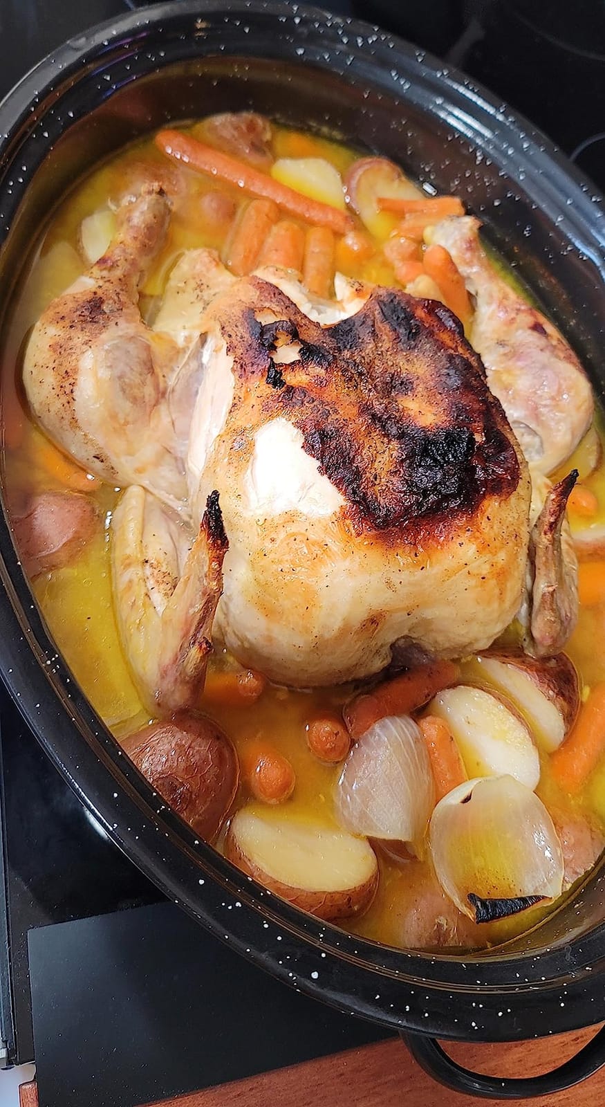16 Inch Roasting Pan with Lid - Covered Oval Roaster - Enamel Carbon Steel Roaster Pot - Excellent Heat Distribution and Non-sticky - for Turkey Chicken Meat & Vegetables -Birthday and Holiday gifts customer photo 2