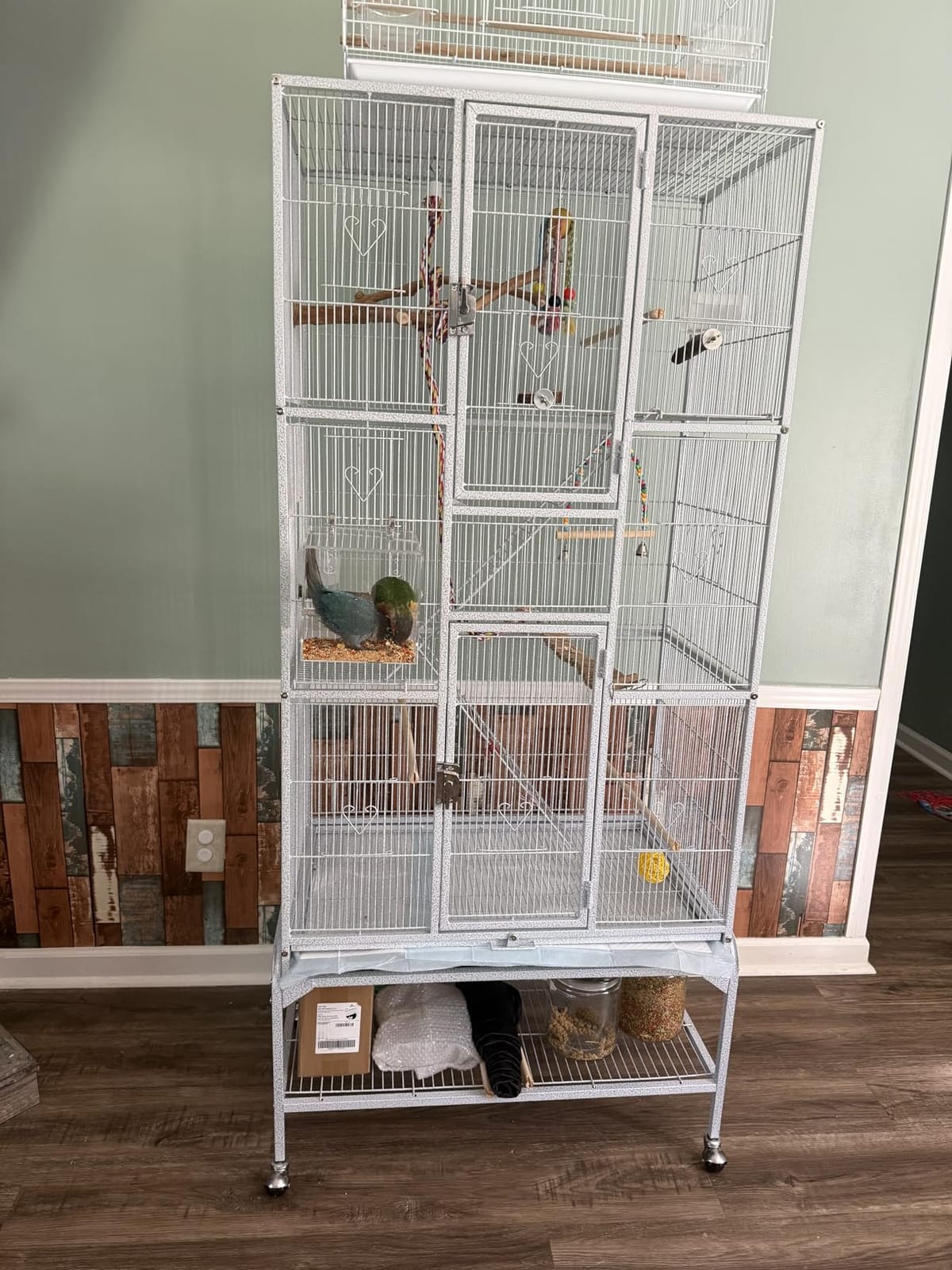 Yaheetech 69'' Extra Large Bird Cage Metal Parrot Cage w/Detachable Stand for Mid-Sized Parrots Cockatiels Conures Parakeets Lovebirds Budgie Finch, White customer photo 1