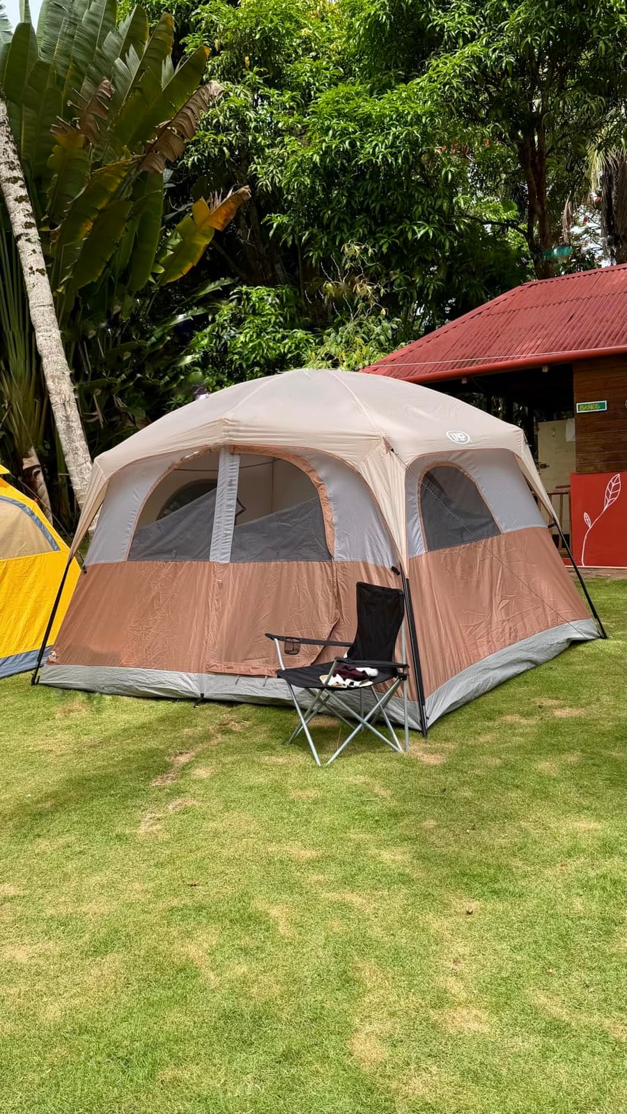 UNP 6 Person Tents for Camping Waterproof Family Cabin Tent with Rainfly | Easy Setup Windproof Double Layer Camping Tent with 1 Mesh Door & 5 Large Mesh Windows 10'X9'X78in(H) customer photo 2