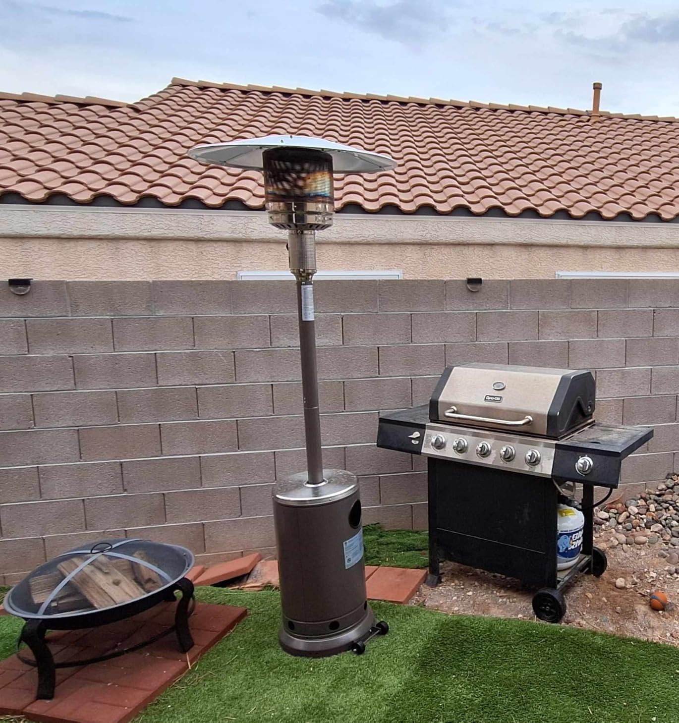 Hykolity 50,000 BTU Propane Patio Heater with Table Design, Stainless Steel Burner, Triple Protection System, Wheels, Outdoor Heaters for Patio, Garden, Commercial and Residentia, Black customer photo 2