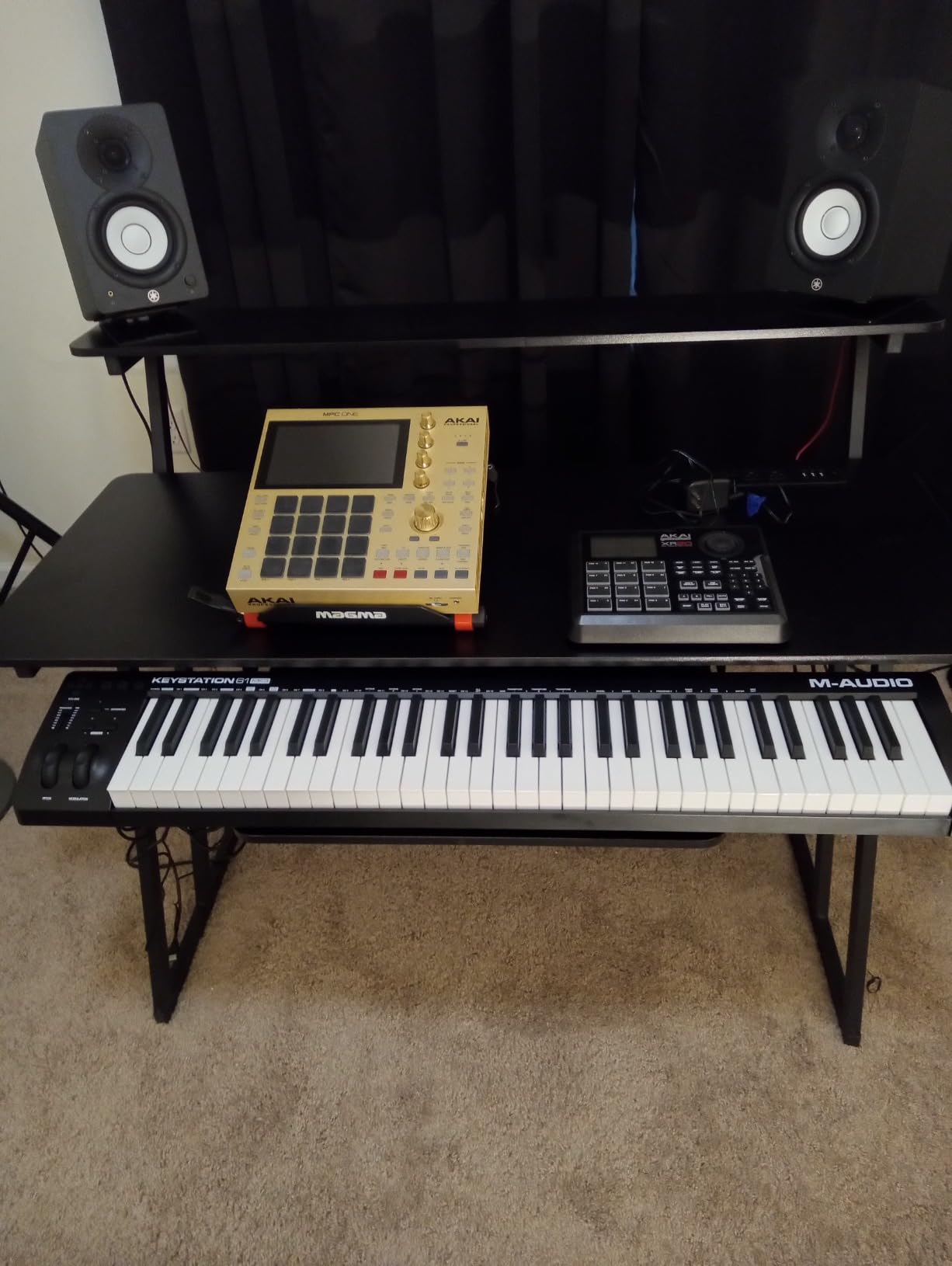 Armocity Music Studio Desk Production Workstation - Recording Studio Desk customer photo 1