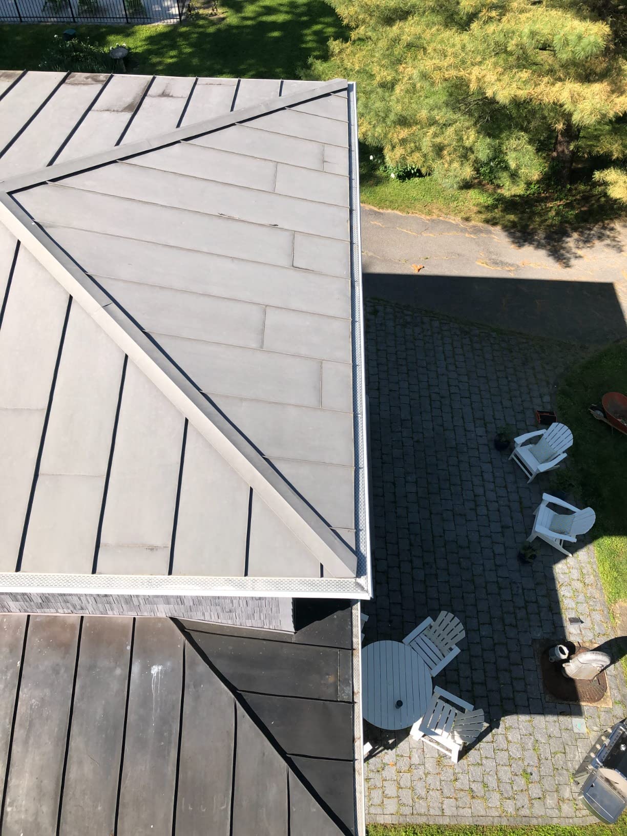 Micromesh Gutter Guards, 5 Inch, 25 FT, Stainless Mesh, White customer photo 1