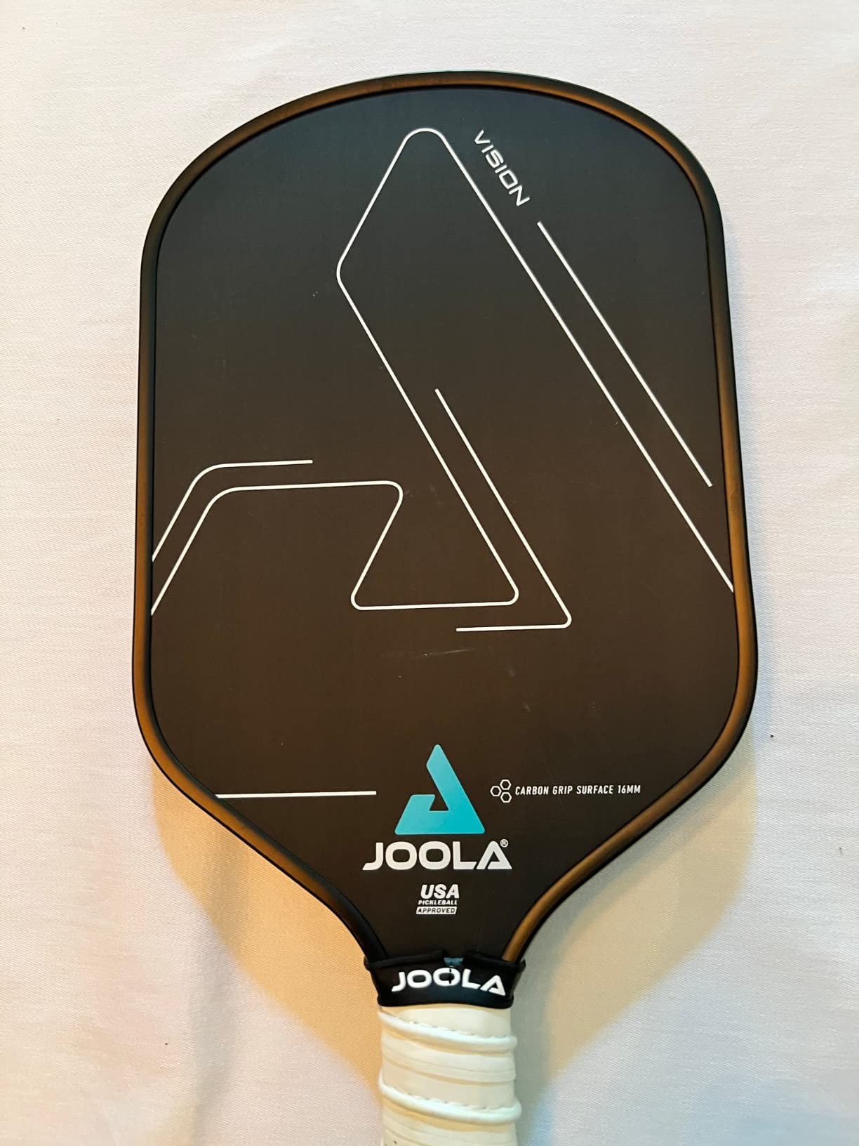 JOOLA Vision Pickleball Paddle with Textured Carbon Grip Surface Technology for Maximum Spin and Control with Added Power - Polypropylene Honeycomb Core Pickleball Racket 16mm customer photo 1