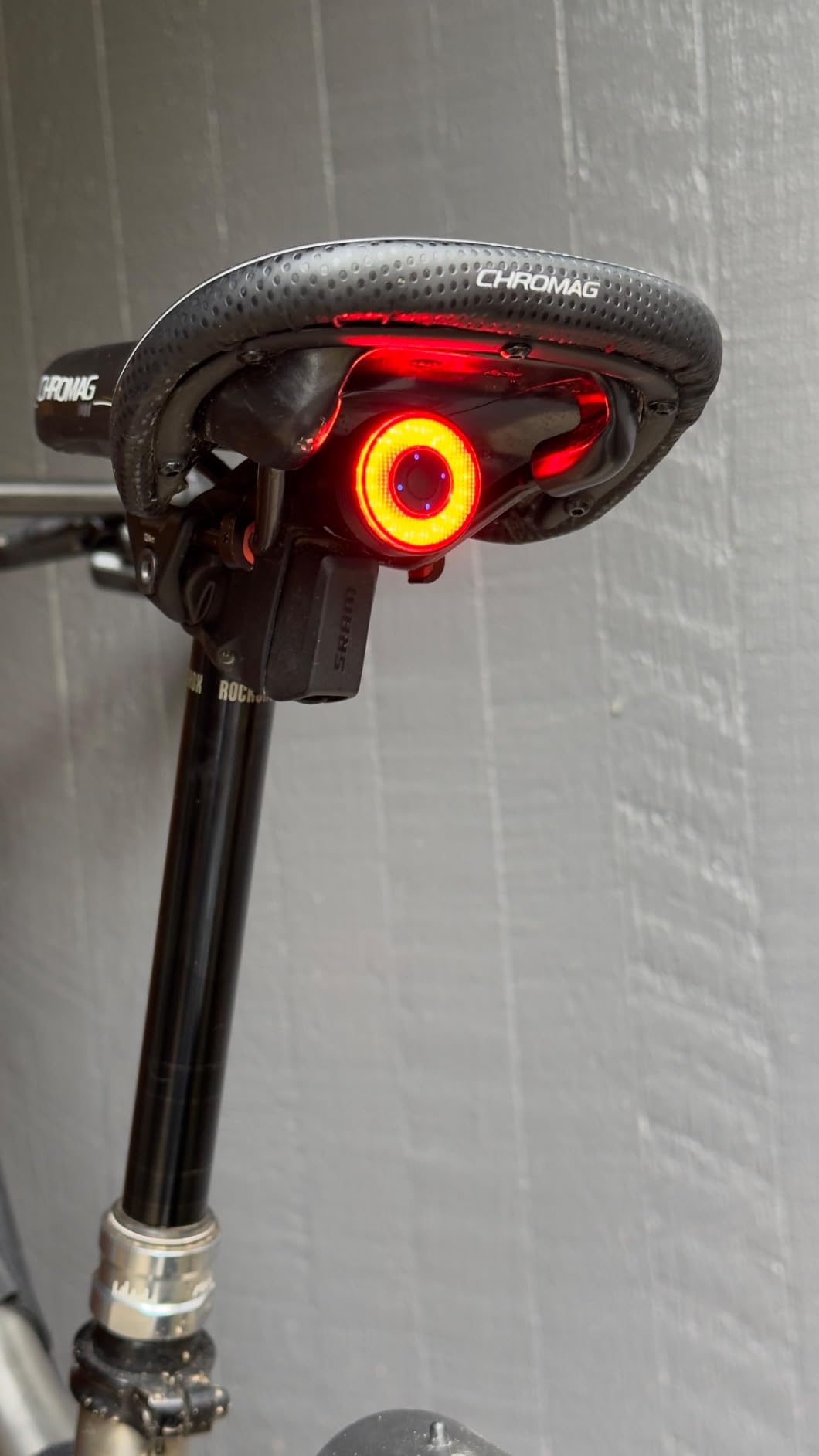 ROCKBROS Bike Tail Light Smart,Brake Bicycle Rear Lights Rechargeable,IPX6 customer photo 2
