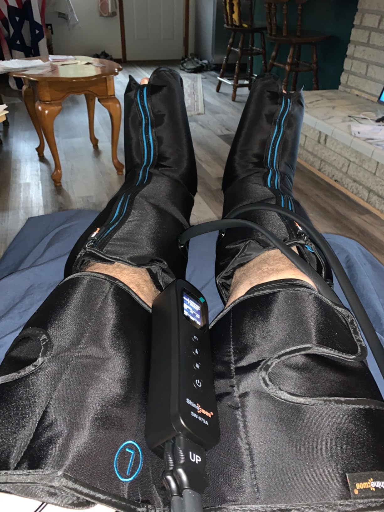 SHINE WELL Air Compression Leg Massager with Heat for Circulation and Pain Relief, Foot Calf & Thigh Recovery Compression Boots, Sequential Compression Device for Workout Relaxation, Gift for Mom Dad customer photo 1