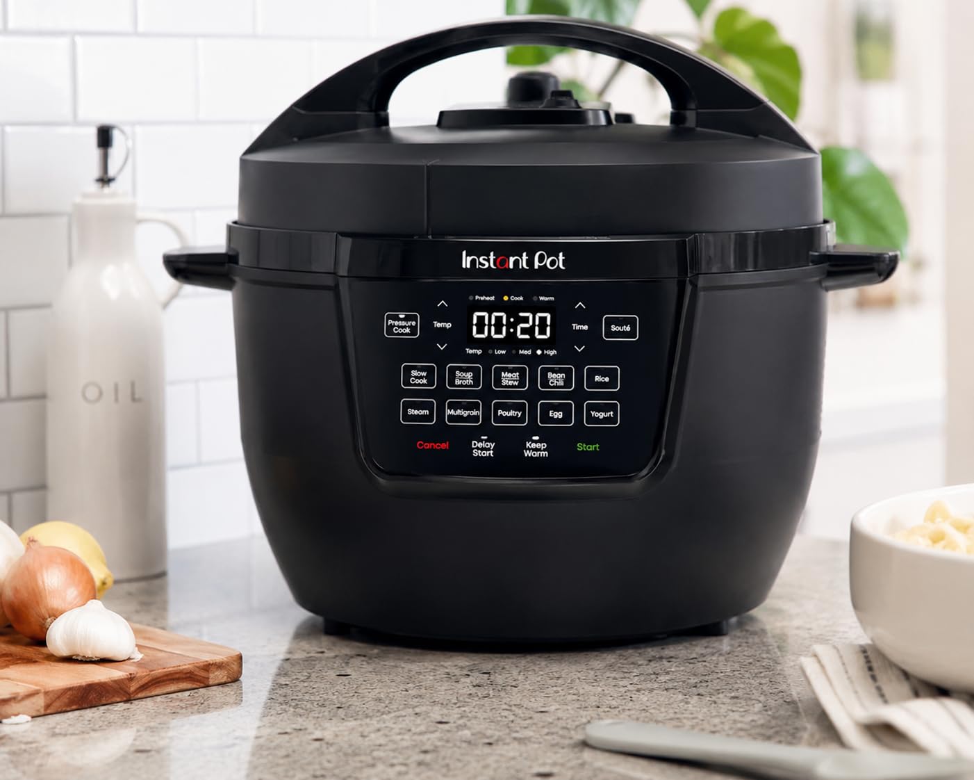Instant Pot Rio 6 Qt 7-in-1 Electric Pressure Cooker, Black customer photo 2