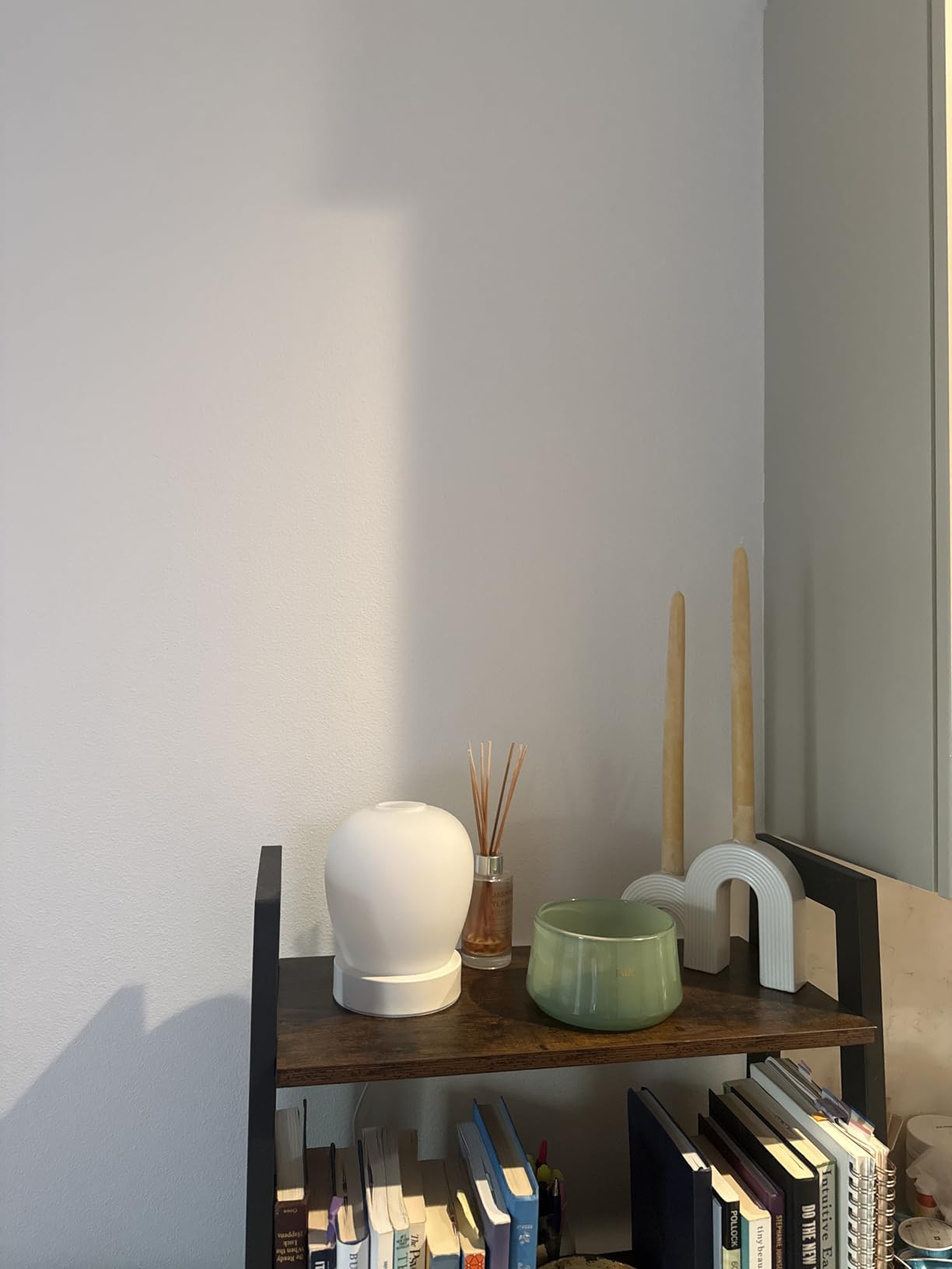 ONEWISH Small Bedside Lamp for Bedroom, 3-Way Dimmable Touch Control, 600 Lumen Bright Opal Glass Shade, 7.5 Inch Ultra Compact Nightstand Lamp, Warm White 2700K LED Bulb Included, Modern Design customer photo 1