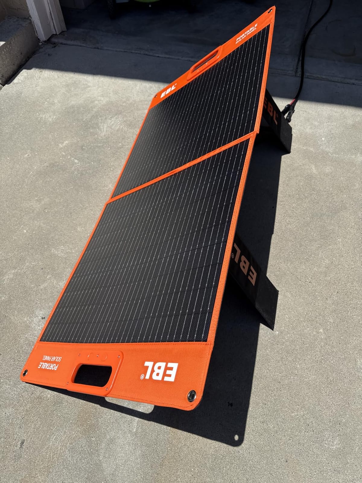EBL Solar Panel 100W Portable Solar Panel for 300/500/1000 Power Station customer photo 1