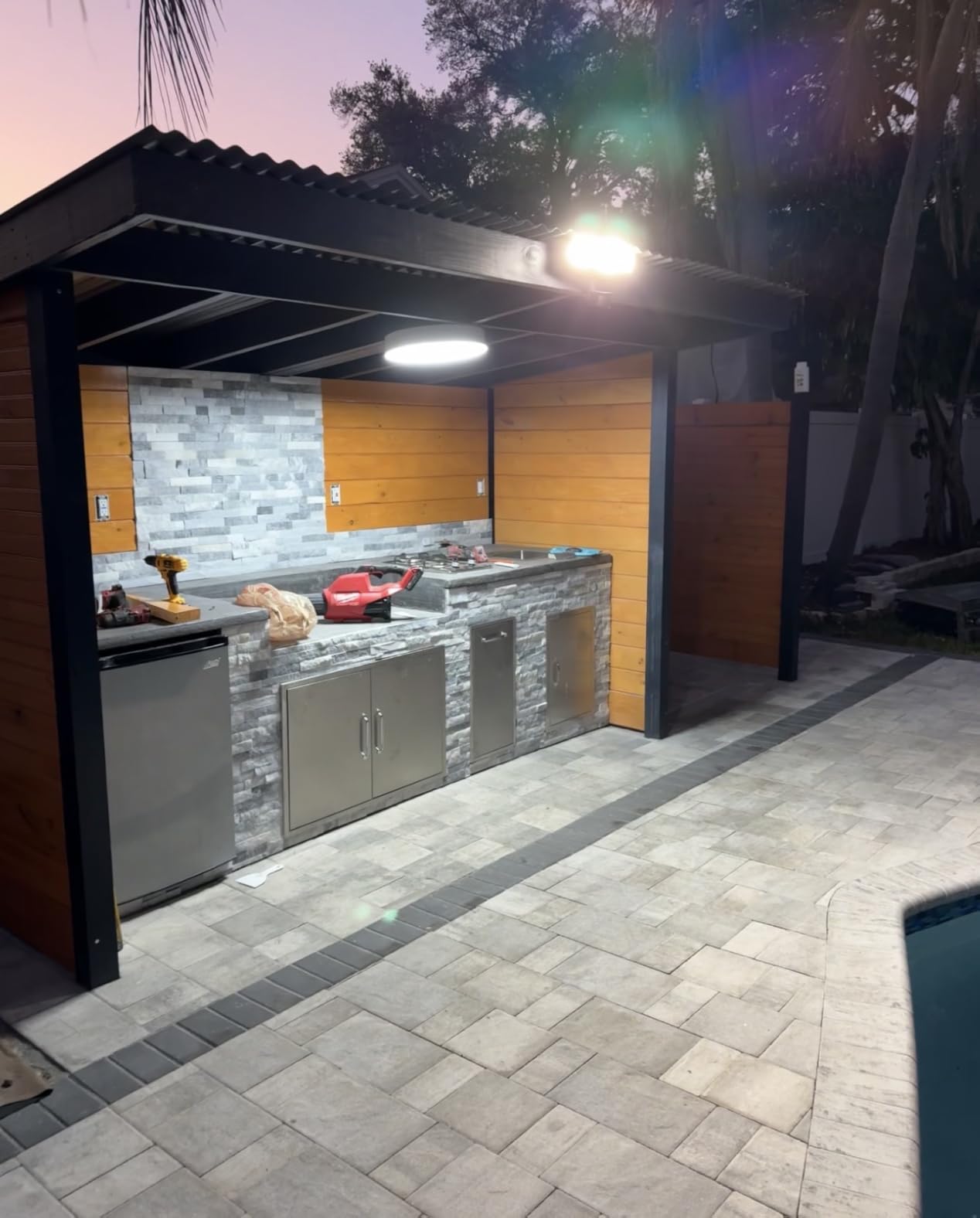 LUTEC 72W 7500LM LED Security Lights Motion Sensor Light Outdoor, 5000K Daylight, IP65 Waterproof, Dusk to Dawn, 3-Head Motion Detected Flood Light for Garage, Yard, Porch(Black) customer photo 2