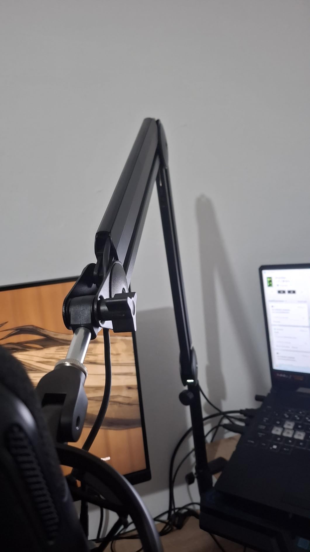 InnoGear Mic Arm Microphone Boom Arm Cable Management for Blue Yeti, Black customer photo 2