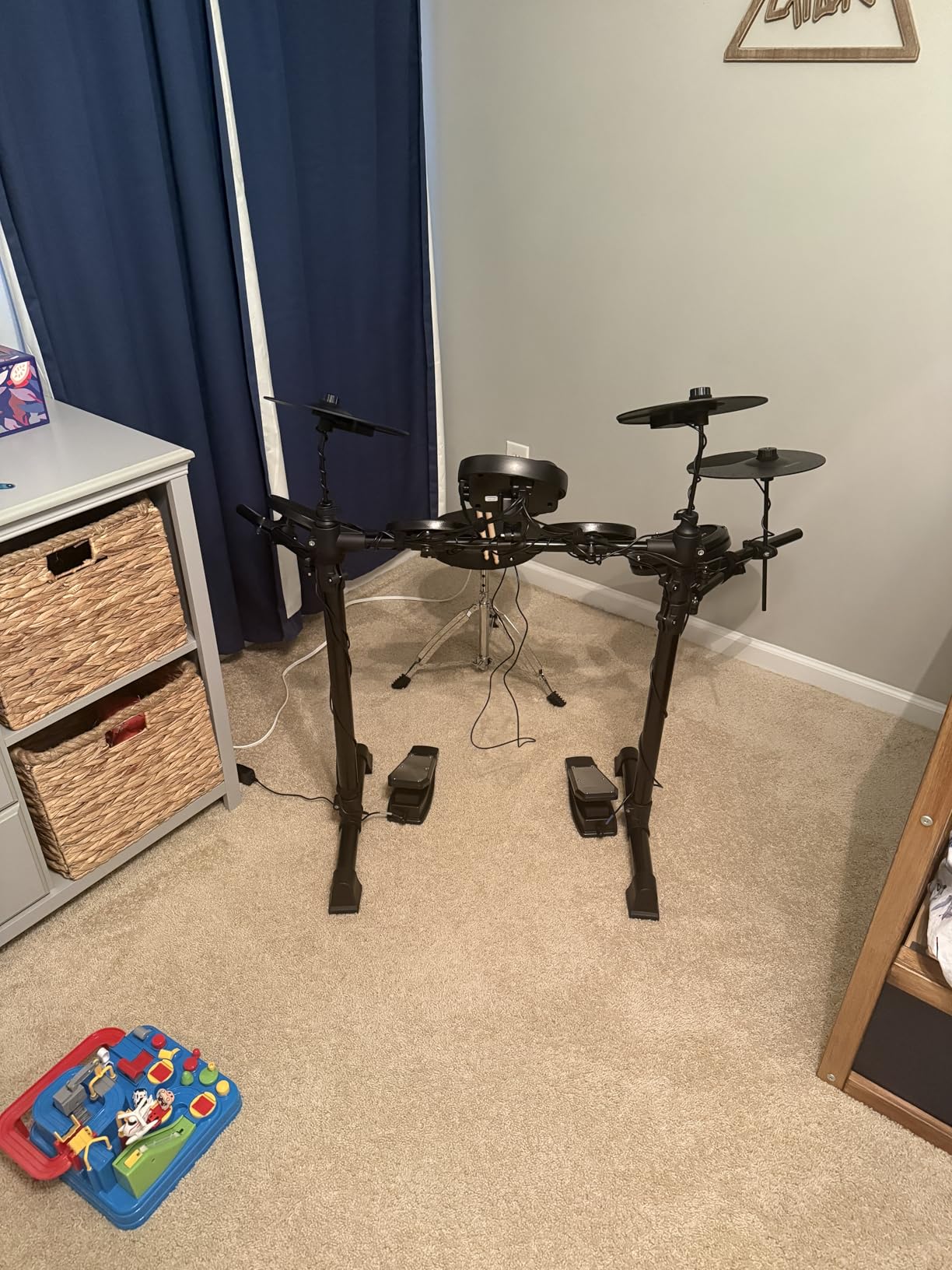 AODSK Electric Drum Set For Beginner 150 Sounds,4 Quiet Drum Pads 2 Pedals customer photo 2
