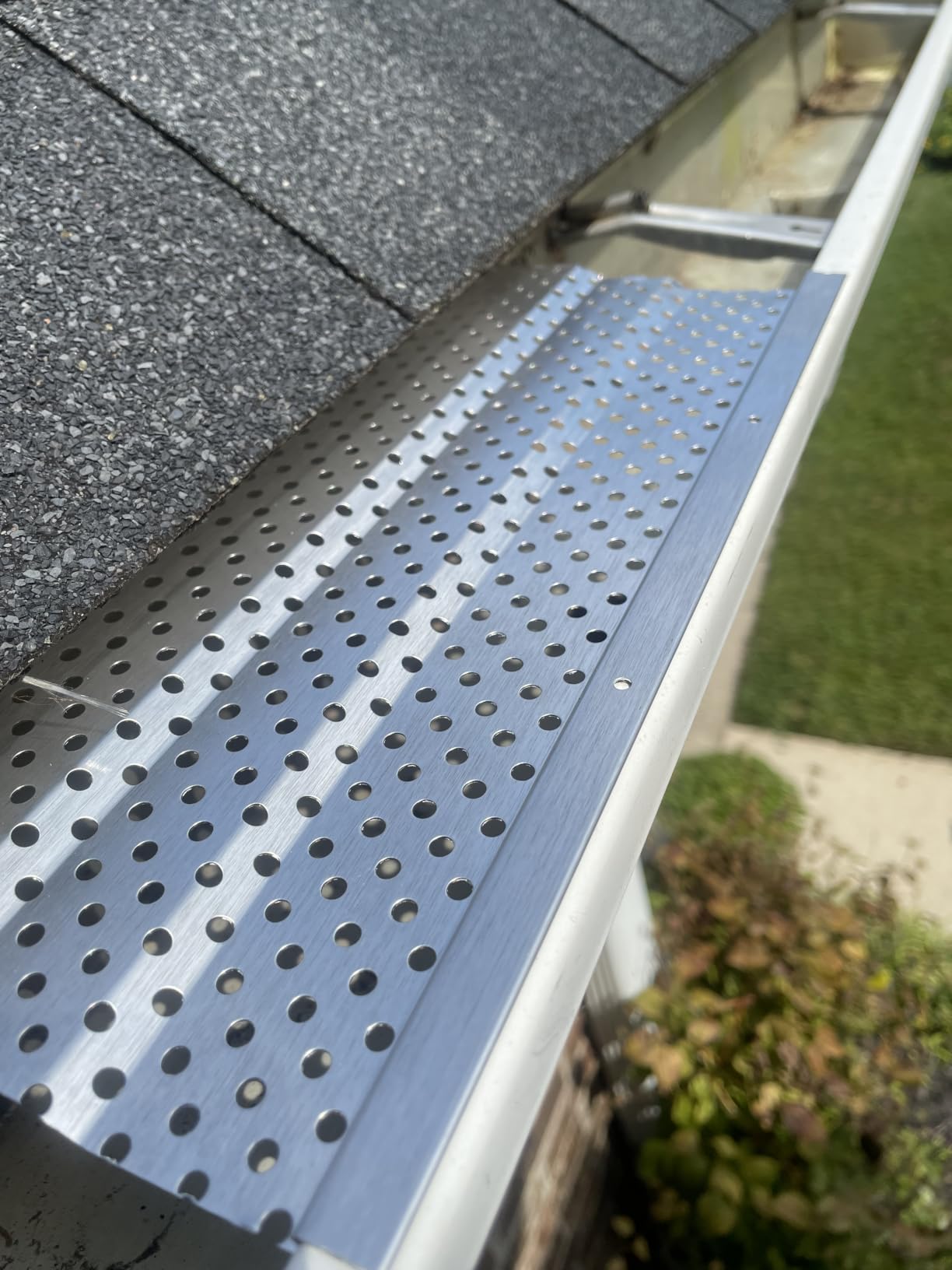 Standard Gutter Guards, 6 Inch, 200 FT, Aluminum, Royal Brown customer photo 1