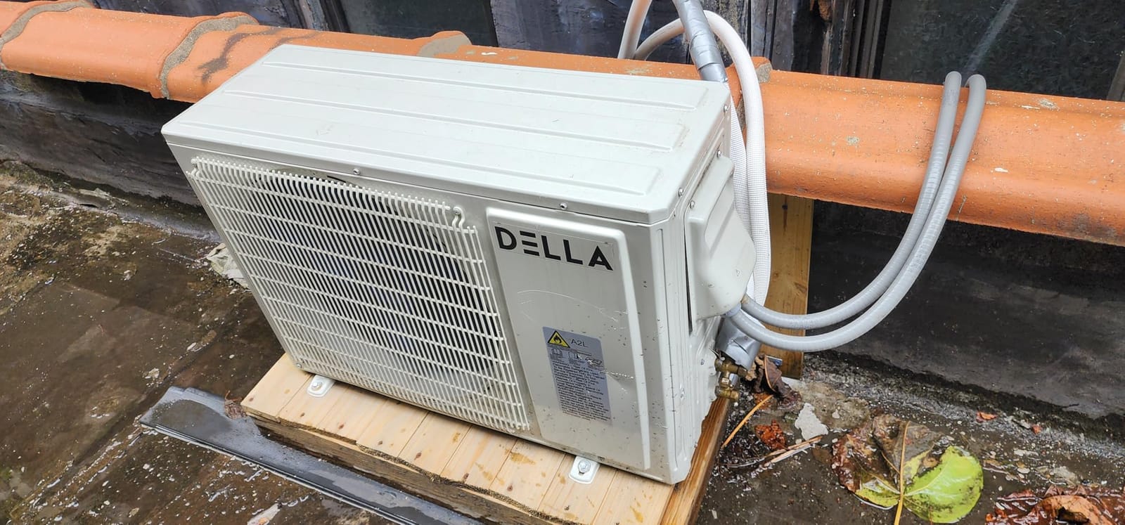 DELLA Motto Series 18000 BTU 19 SEER2 230V Mini Split AC, Cools Up to 1000 Sq.Ft, Works with Alexa and Wifi, Ductless Inverter System Air Conditioner, Pre-Charged Heat Pump and 16.4ft Kits customer photo 1