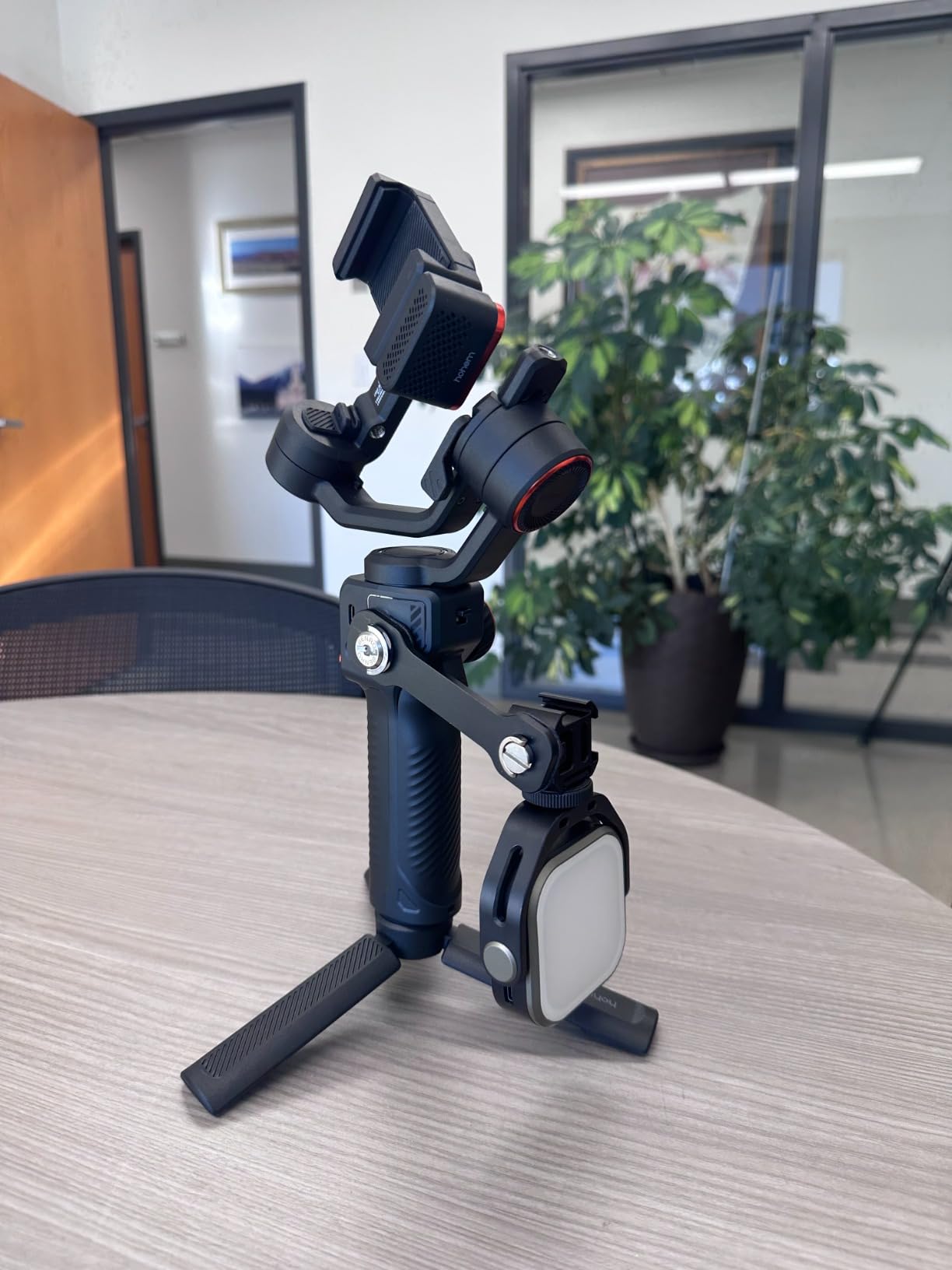 Hohem iSteady M6 Kit Gimbal Stabilizer for iPhone &Android,3-Axis Gimbal customer photo 1