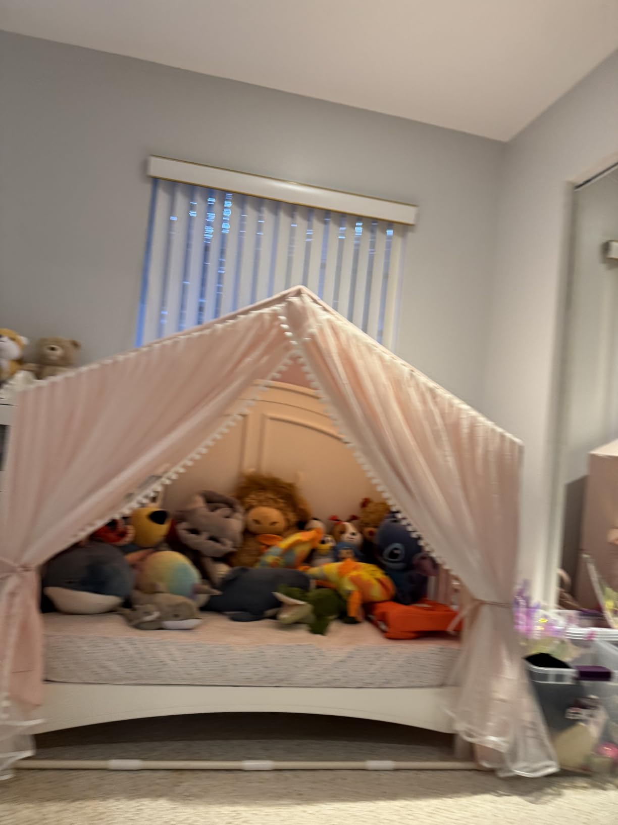 Razee Kids Indoor Play Tent with Mat, Playhouse Tents for Kids Ages 3-8 customer photo 1