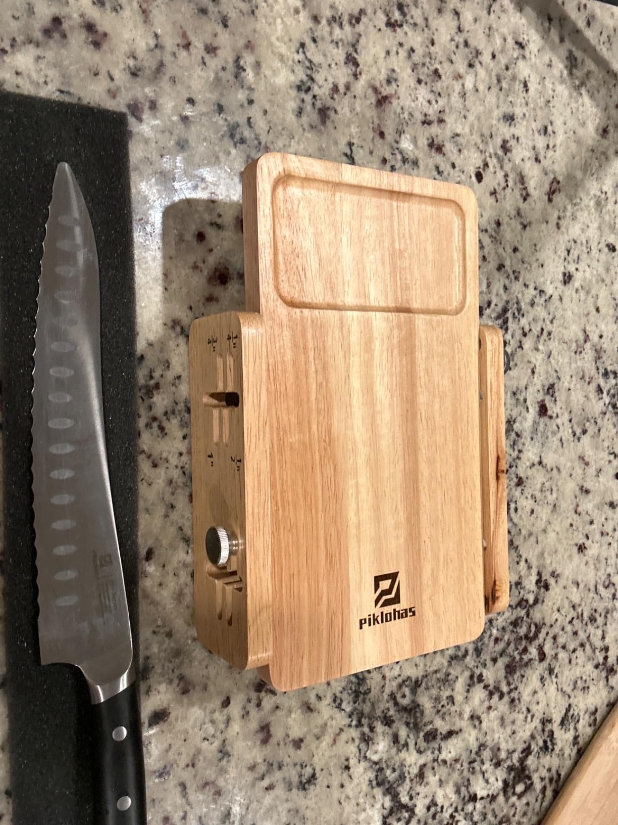 Piklohas Resharpenable Bread Knife for Homemade Bread, 10 Inch customer photo 1