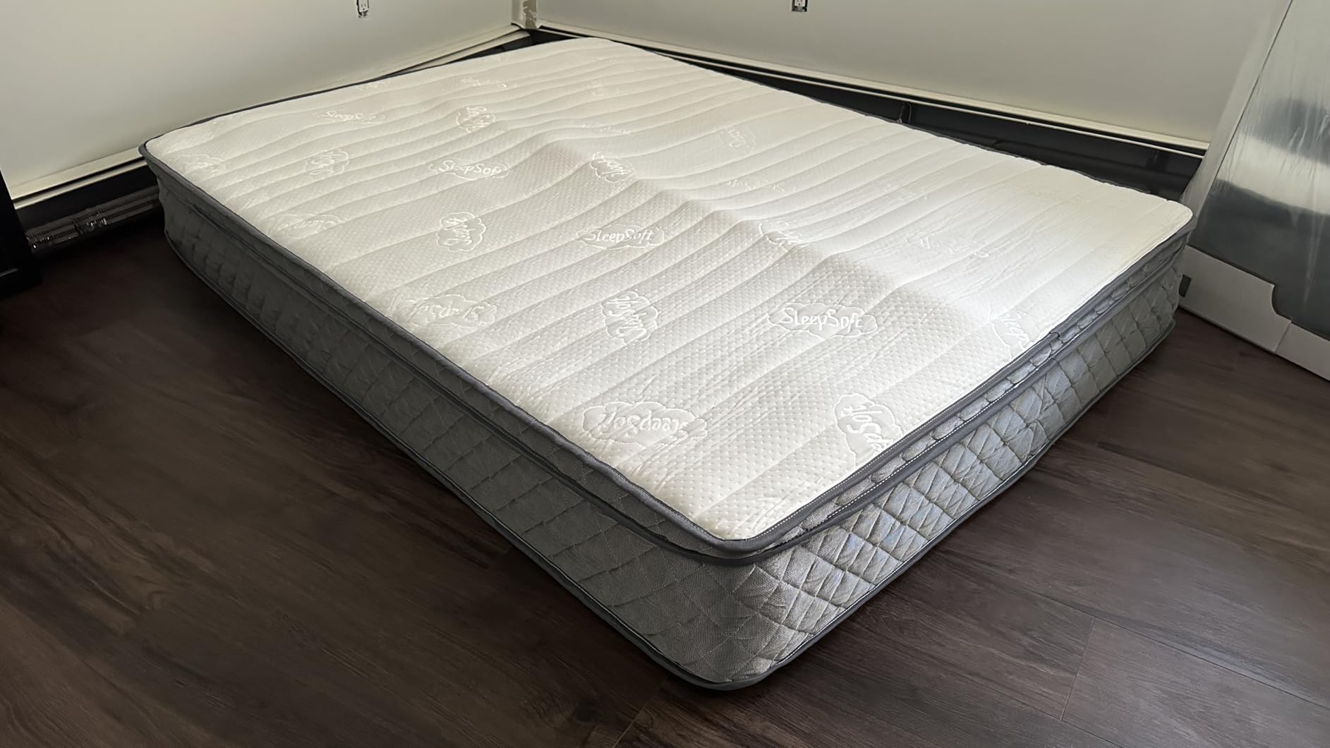 PurrJoys Full Mattress, 12 Inch Cooling-Gel Memory Foam and Pocket Spring Hybrid Mattress, Full Size Mattress in a Box, CertiPUR-US Certified, Medium Firm, Double Mattress customer photo 1