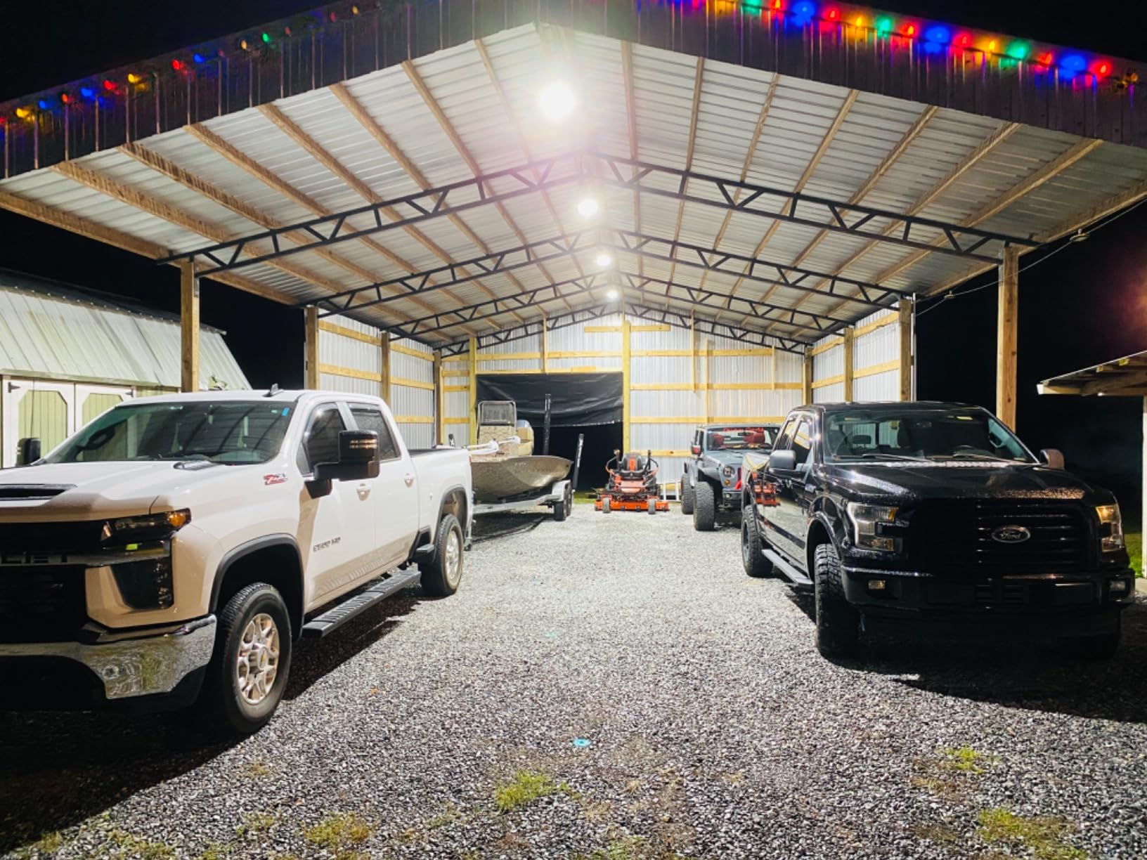 LED High Bay Light Super Bright Dimmable AC100-277V 240W 36000LM 5000K DLC/ETL Listed Lights 6ft with US Plug High Bay LED Light Warehouse Shop Barn Garage (4 Pack) customer photo 2