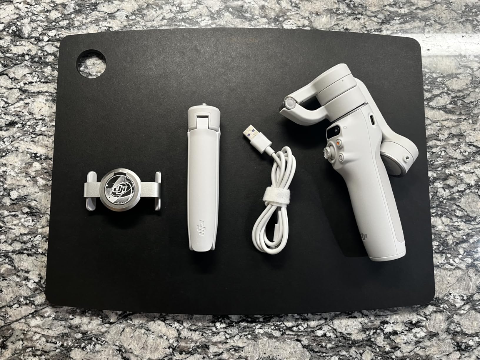 DJI Osmo Mobile 6, 3-Axis Phone Gimbal, Object Tracking, Built-in Extension Rod, Portable and Foldable, Gimbal Stabilizer for iPhone, Android, YouTube TikTok Video, Platinum Gray customer photo 2