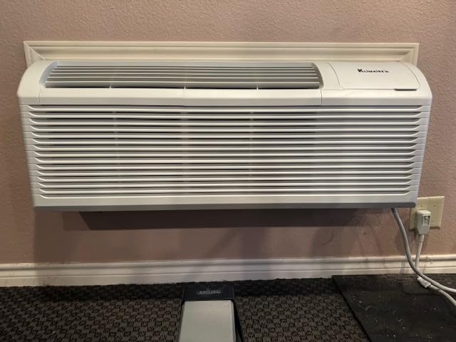 Klimaire 12,000 BTU PTAC Heat Pump A/C 3.5kW | 20 A customer photo 1