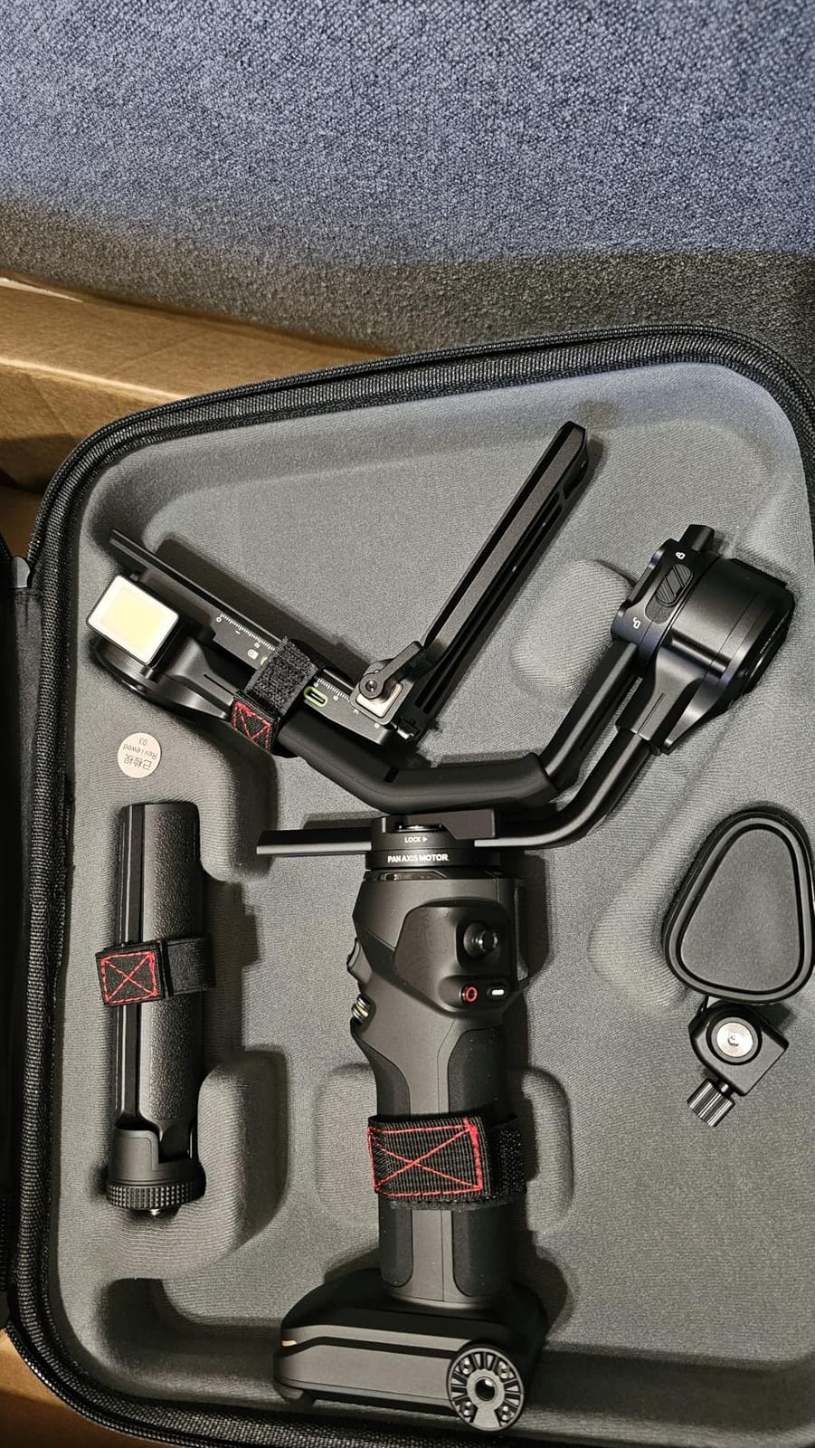 ZHIYUN Crane 4 Combo, 3-Axis Gimbal Stabilizer for Camera customer photo 1