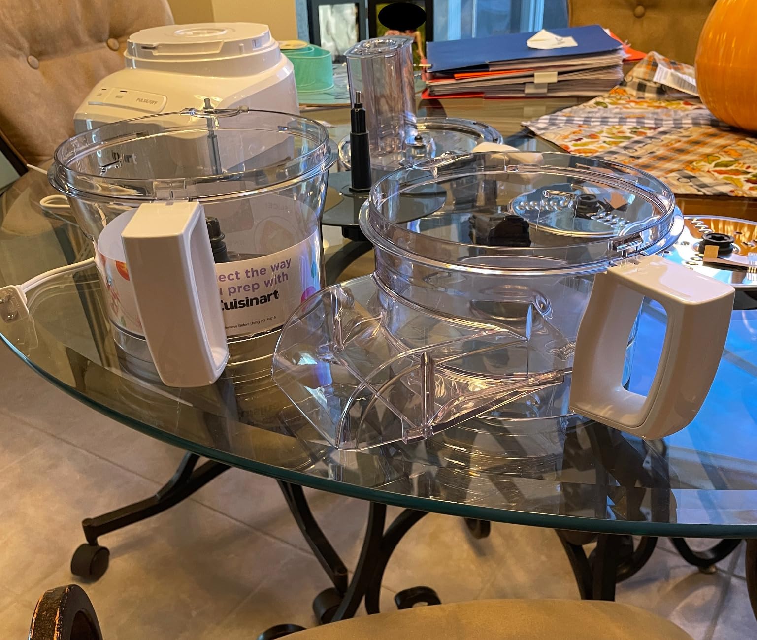 Cuisinart 9-Cup Continuous Feed Food Processor with Fine and Medium Reversible Shredding and Slicing Disc, Universal Blade, Continuous-Feed Attachment, and In-Bowl Storage (White) customer photo 2