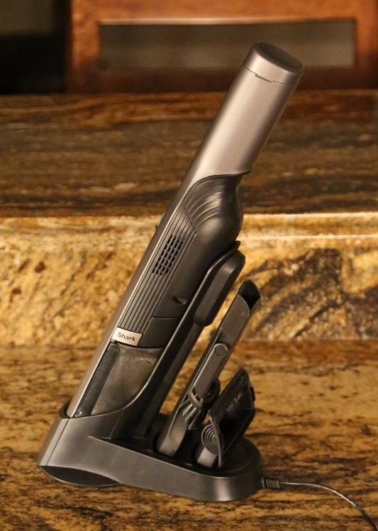 Shark WANDVAC Cordless Hand Vac, Black, WV201BK customer photo 2