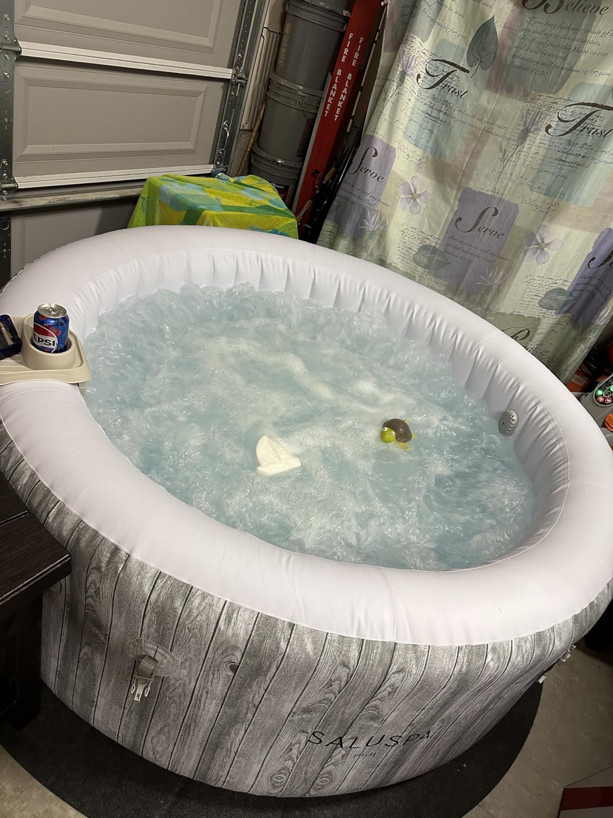 Bestway SaluSpa Fiji Energy-Efficient 2-4 Person Inflatable Hot Tub customer photo 2