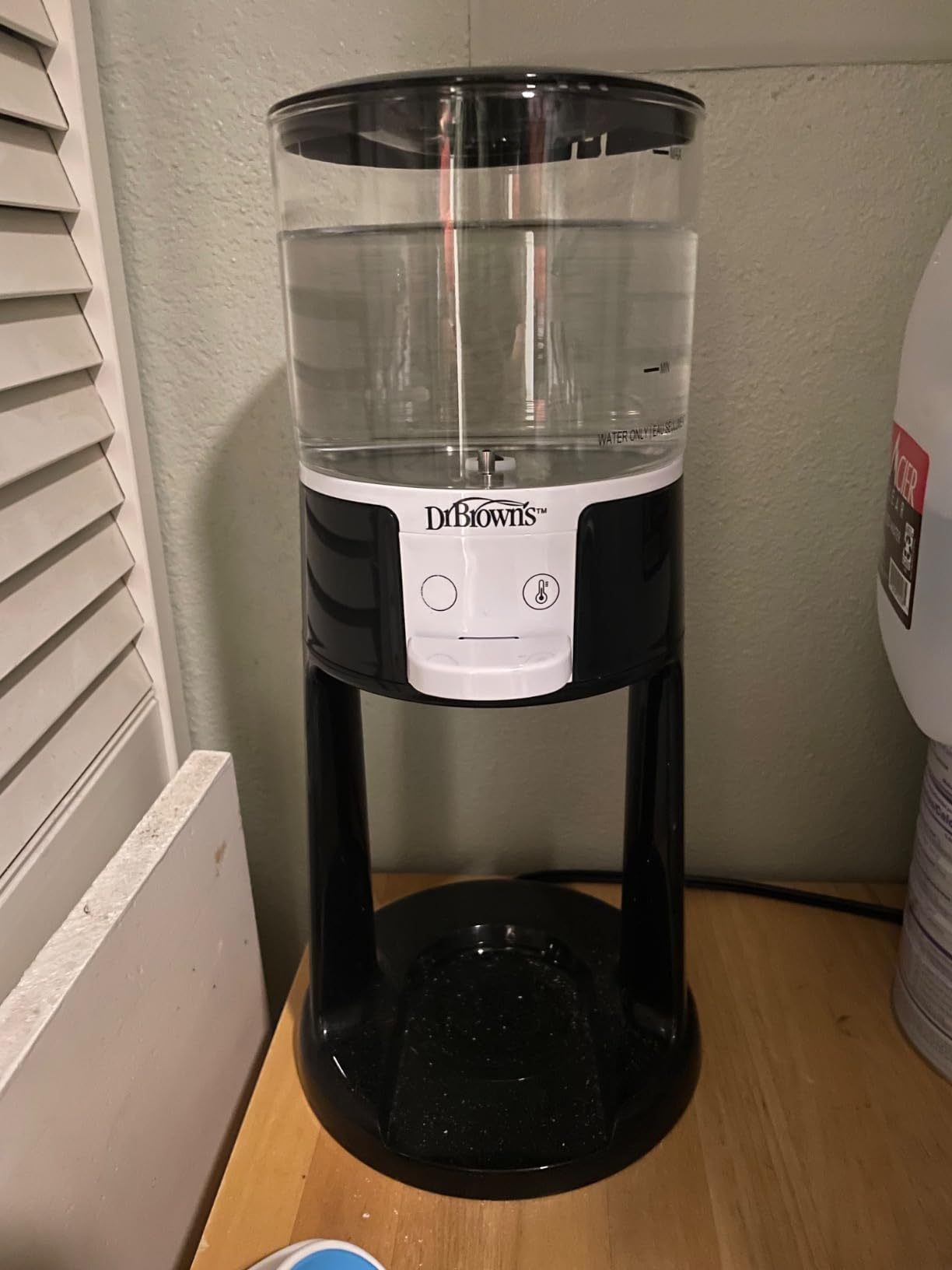 Dr. Brown's Insta-Prep Warm Water Dispenser with Glass Tank, Black customer photo 2