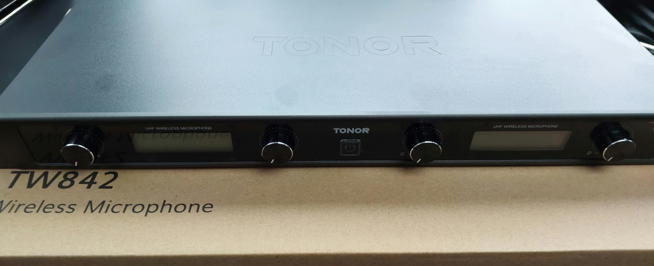 TONOR UHF Wireless Microphones System with Headset/Lavalier Lapel Mics, Bodypack Transmitter, Receiver, 2 * 15 Channels, 60 m/200ft Range for Live Singing Karaoke Church Party DJ, 2 Bodypack Mics customer photo 2