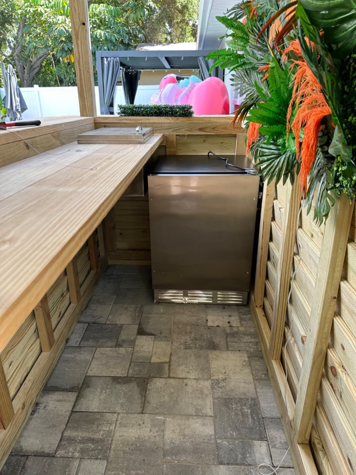EUHOMY 24 Inch Beverage Refrigerator, 180 Can Outdoor Refrigerator customer photo 2