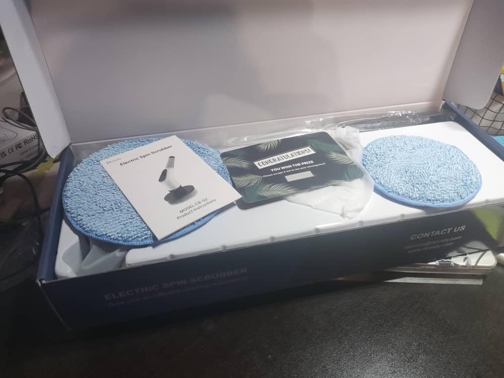 Dovety Electric Spin Scrubber, Extendable Handle, 8 Brush Heads-WH customer photo 1