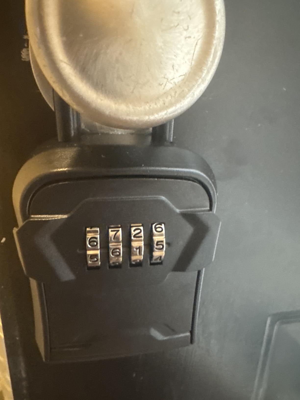 Puroma Key Lock Box for House Keys Combination Lockbox with Code, 1 Black customer photo 2