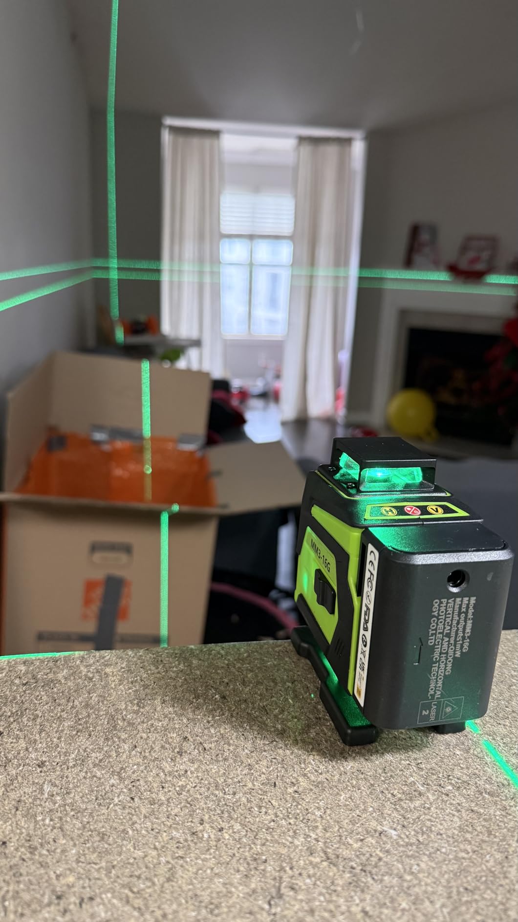 16 Line Laser Level 360 Self Leveling,Professional 4x360°Green Cross Line laser Level Tool for Construction and Picture Hanging,lazer leveler tool with 2 Batteries,Magnetic Bracket & Remote Control customer photo 2