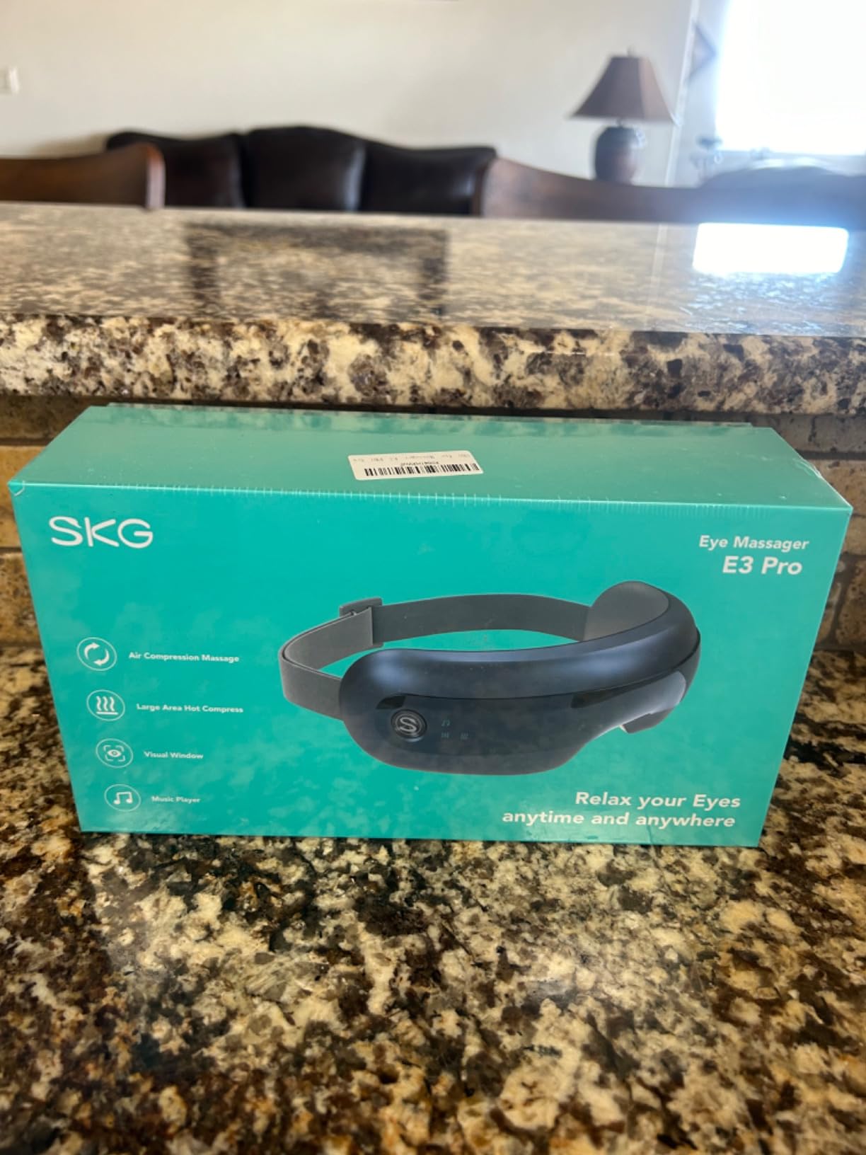 SKG Eye Massager with Heat, Bluetooth Heated Eye Massager for Strain Relief with Vision Window, Music, Soothing Eye Care Device to Relax Eyes, Best Fathers Days Dad Gifts for Dry Eyes, Dark Circles customer photo 2