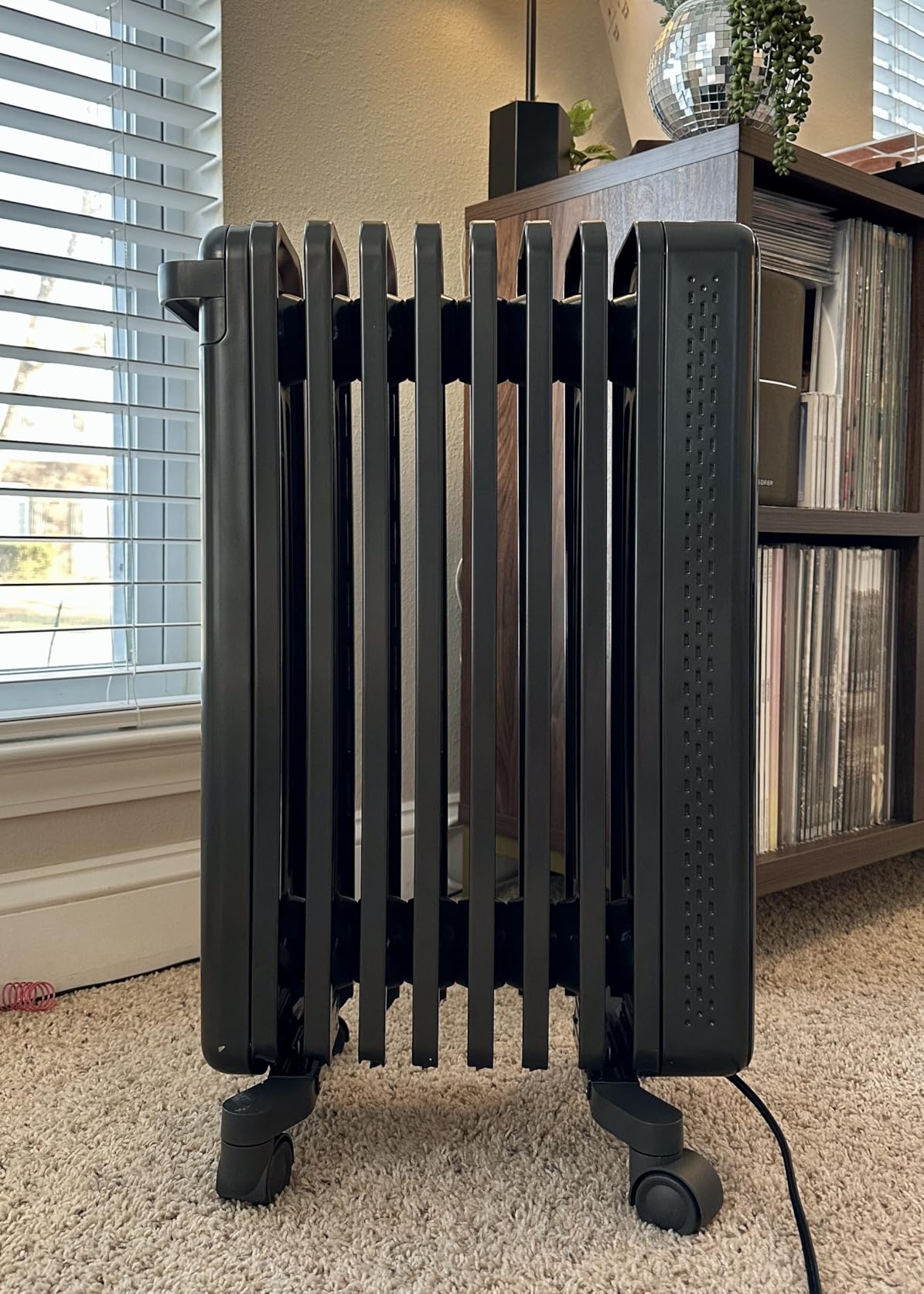 DREO Radiator Heater, 1500W Oil Filled Radiator Heater for Indoor Use customer photo 2
