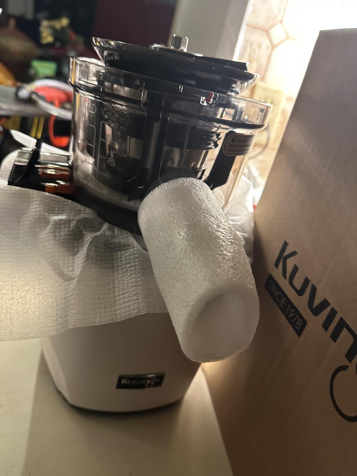 Kuvings AUTO10 Cold Press Juicer Machine, Hands-Free, 100 oz, Matte Black customer photo 2