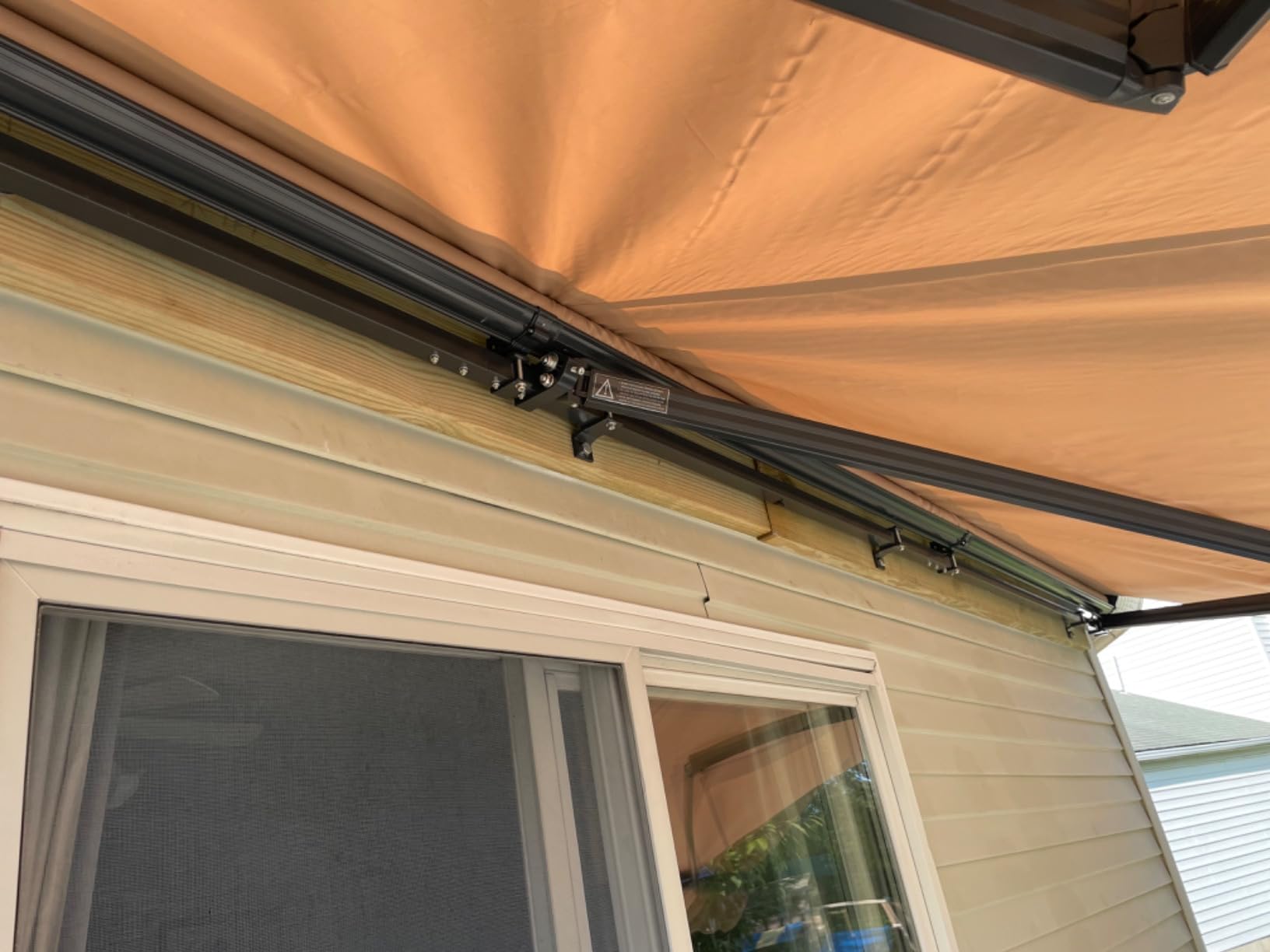 ALEKO Electric Patio Awning Motorized Semi-Cassette 13x10 Onyx Black customer photo 2