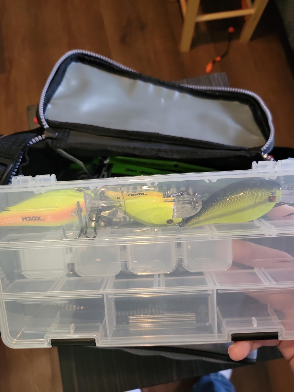 Plano Weekend 3500 Tackle Bag, Cutting-Edge Fishing Tackle Bag, Molded Waterproof Base, Spacious Storage, Die Cut Tool Sleeves, Daisy Chain Attachment Points customer photo 1