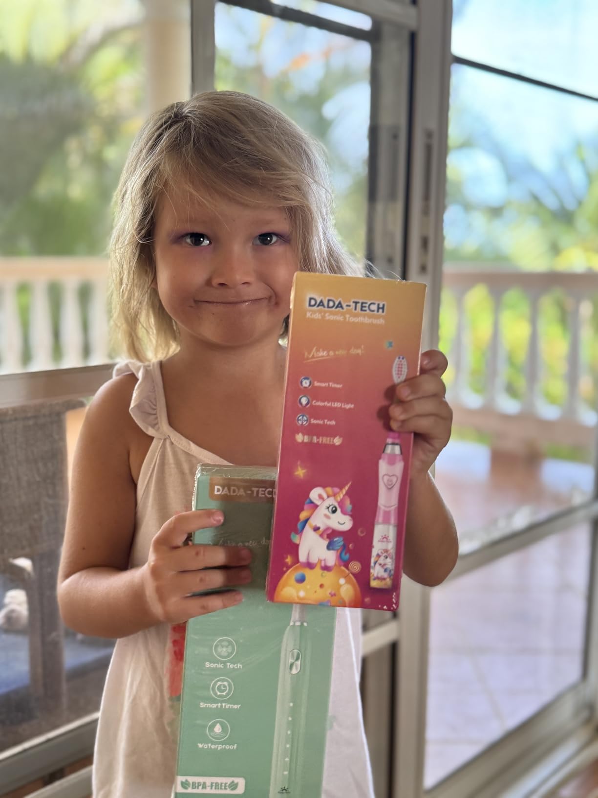 Kids Electric Toothbrush with Timer Toddler Toothbrush Age 2-4-8-12 Electric Toothbrush Kids Rainbow LED Light Up Vibrating Toothbrush Battery Operated Childrens Girls Sonic Tooth Brush (Pink Unicorn) customer photo 1