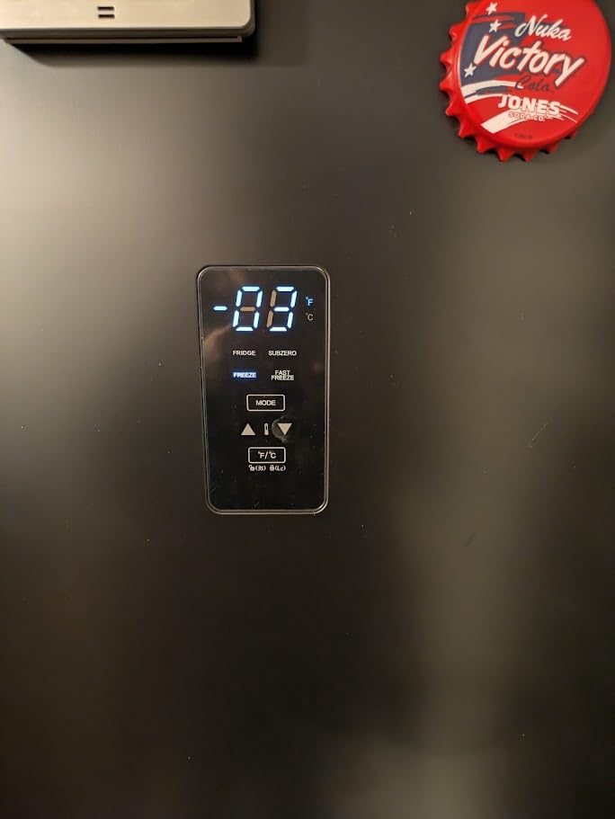 BLACK+DECKER 14 Cu. Ft. Convertible Freezer Refrigerator, Upright Freezer with Glass Shelves, ENERGY STAR rated, Frost Free, BUC1400XB, Black customer photo 1