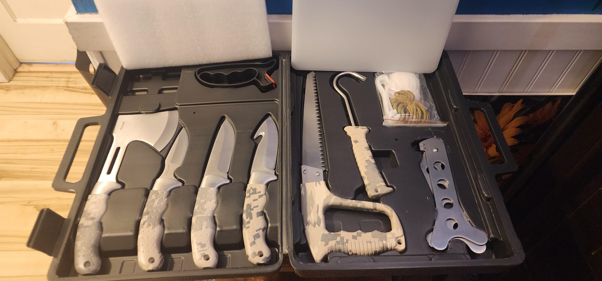 Jellas Professional 15-Piece Hunting & Outdoor Gear Set | Game Processing Kit with Field Dressing Tools, Bone Saw, Gut Hook, Fixed Blade, Boning, Skinning & Fillet Blades | Heavy-Duty Portable Case customer photo 2