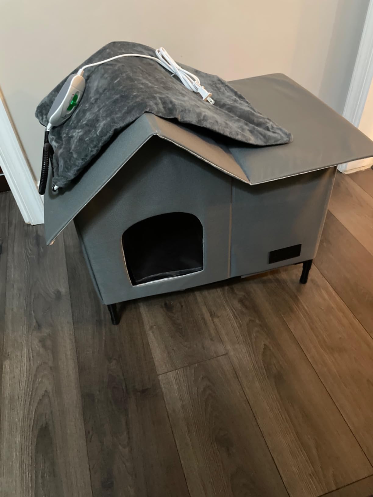 Heated Cat House,Removable Weatherproof Cat Houses for Outdoor Cats with Heating Pad (Gray, Medium) customer photo 2