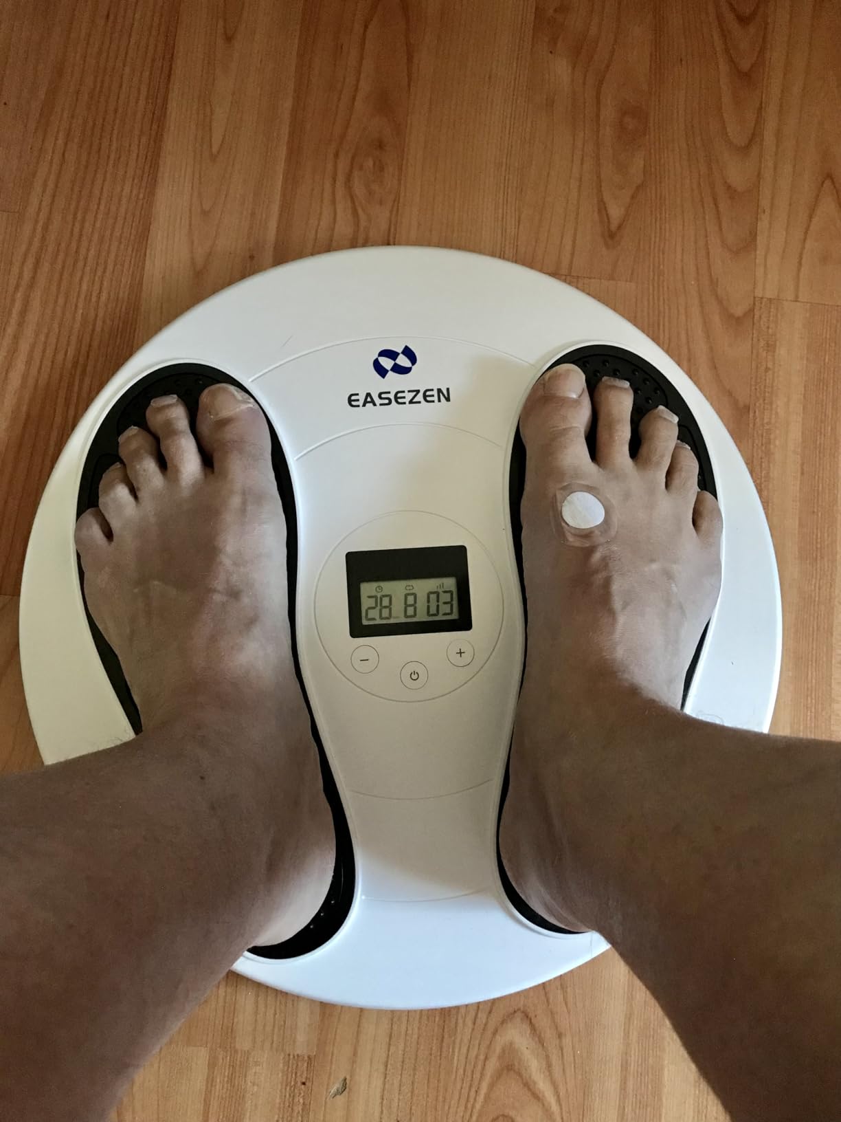 EaseZen EMS Foot Massager for Neuropathy, Plantar Fasciitis and Pain Relief customer photo 2